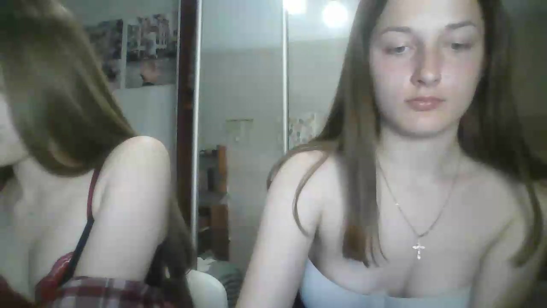 Gallery image thumbnail from AlexaRaze's myfreecams stream on, 05/07/2026, 18:33 image 18 of 20