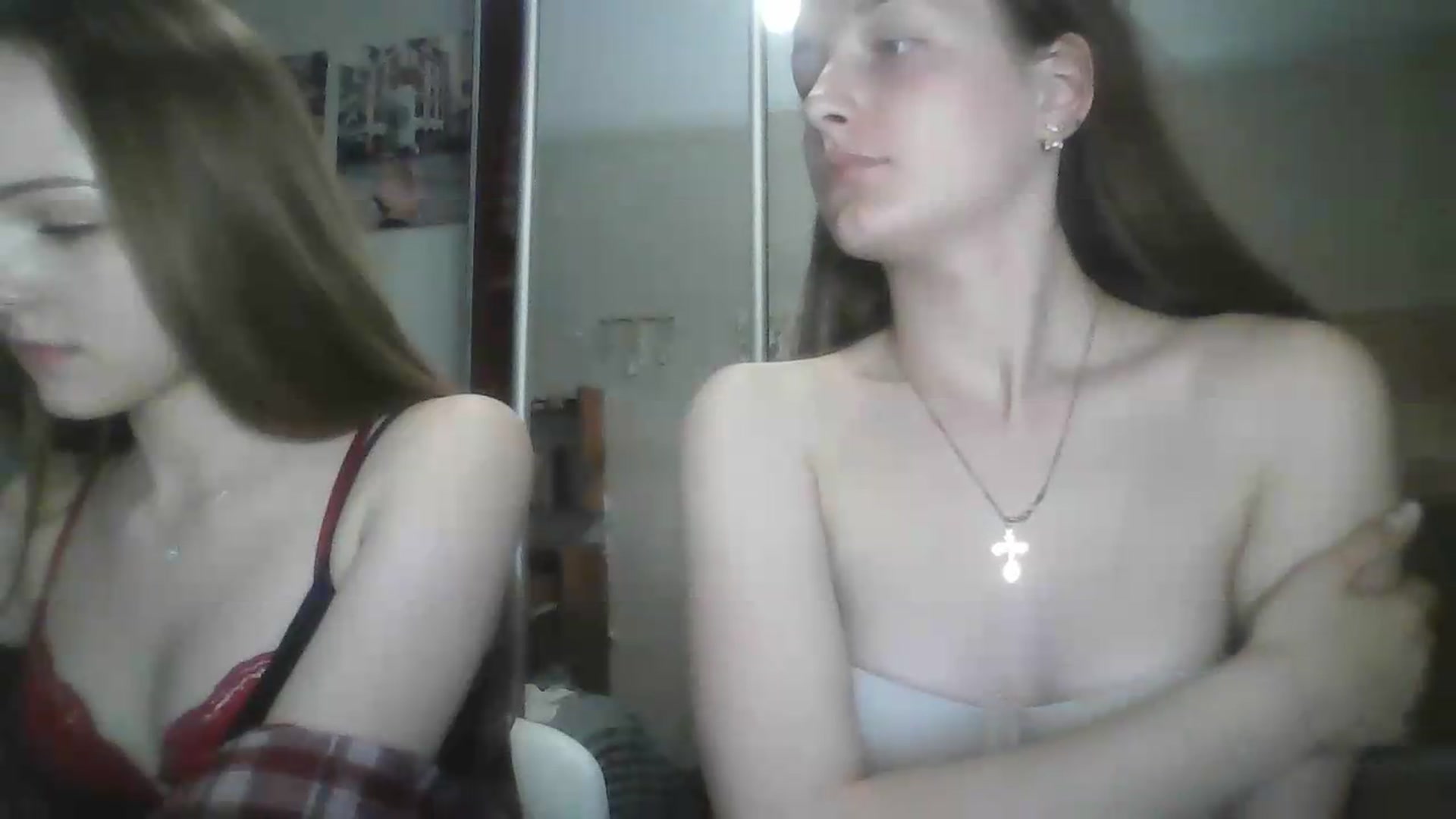 Gallery image thumbnail from AlexaRaze's myfreecams stream on, 05/07/2026, 18:33 image 16 of 20