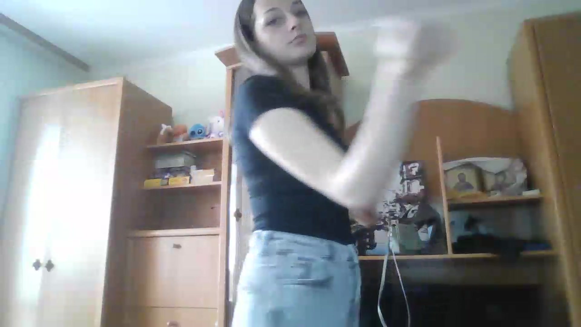 Gallery image thumbnail from AlexaRaze's myfreecams stream on, 05/25/2026, 12:44 image 15 of 20