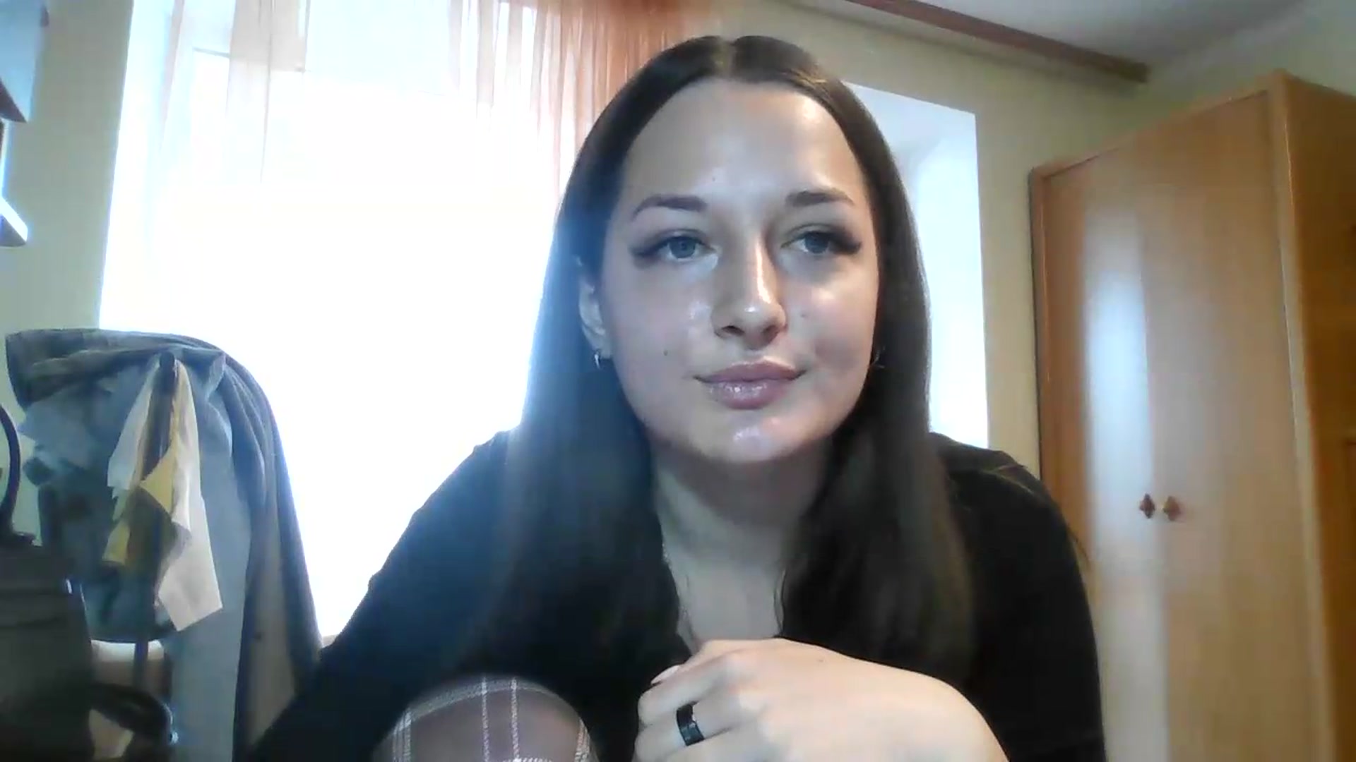 Gallery image thumbnail from AlexaRaze's myfreecams stream on, 06/16/2026, 10:47 image 20 of 20