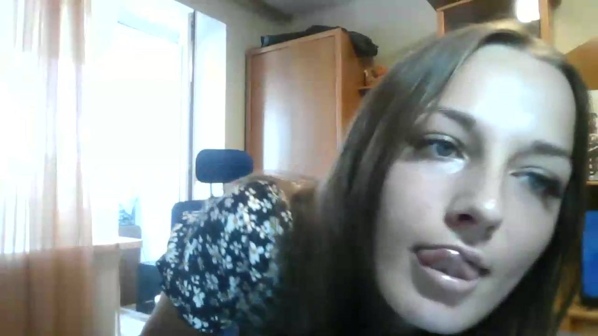 Gallery image thumbnail from AlexaRaze's myfreecams stream on, 06/19/2026, 13:03 image 13 of 20