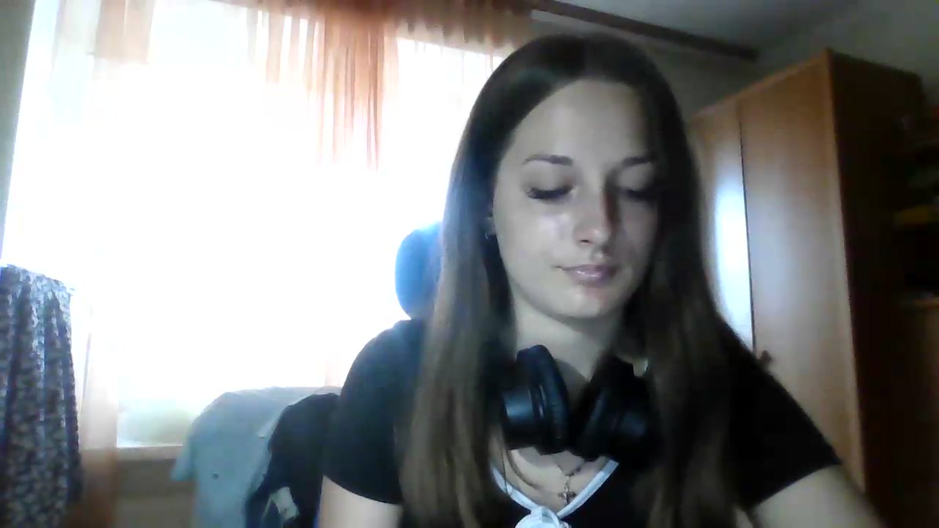 Gallery image thumbnail from AlexaRaze's myfreecams stream on, 06/28/2026, 16:18 image 13 of 20