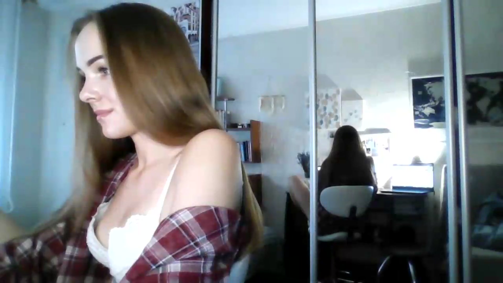 Gallery image thumbnail from AlexaRaze's myfreecams stream on, 07/08/2026, 16:36 image 15 of 20
