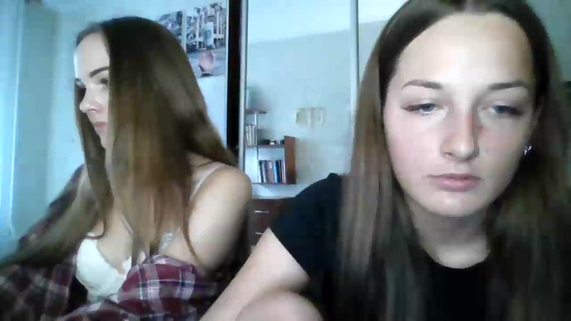 Gallery image thumbnail from AlexaRaze's myfreecams stream on, 07/08/2026, 16:36 image 3 of 20