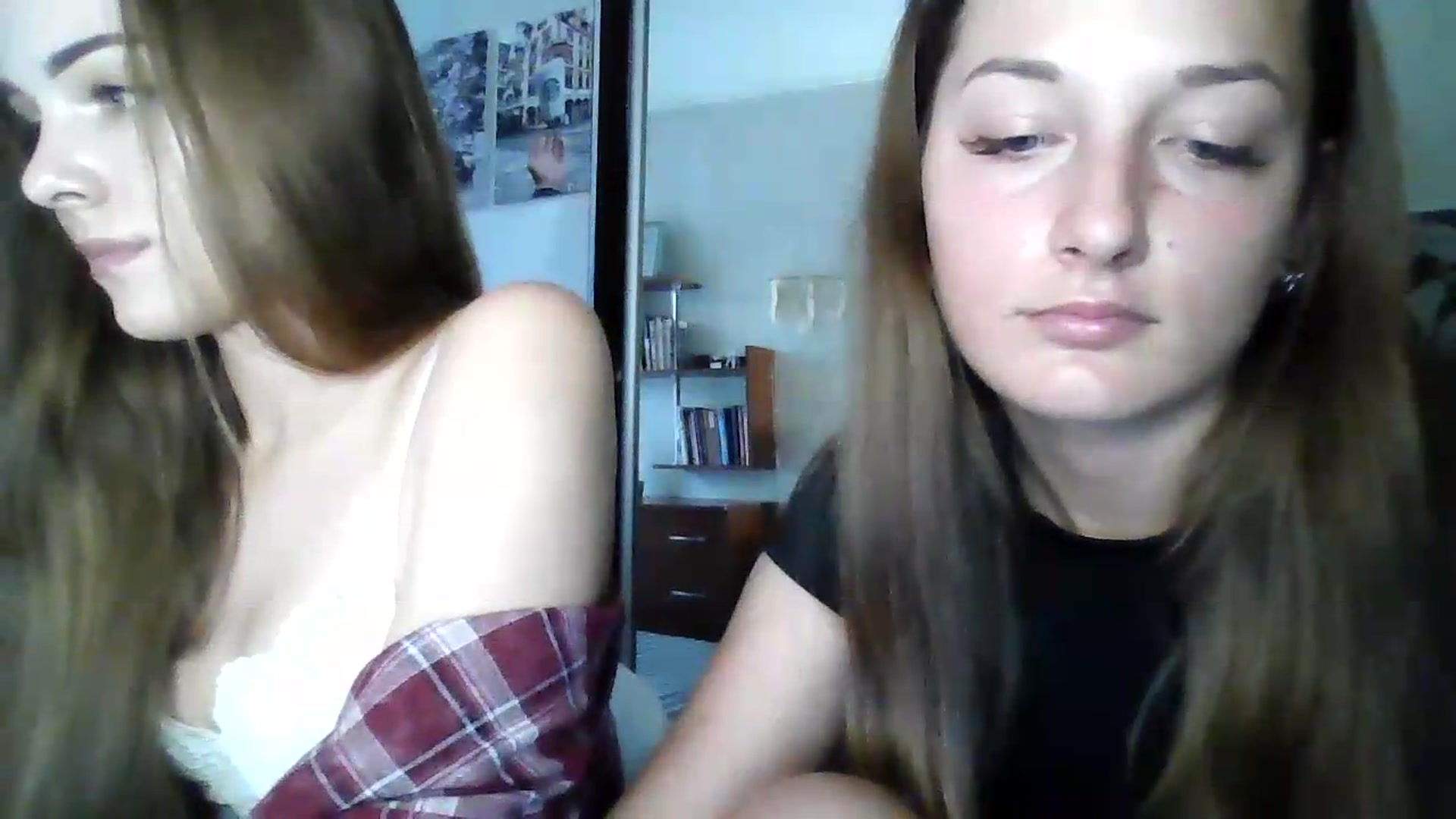 Gallery image thumbnail from AlexaRaze's myfreecams stream on, 07/08/2026, 17:02 image 14 of 20