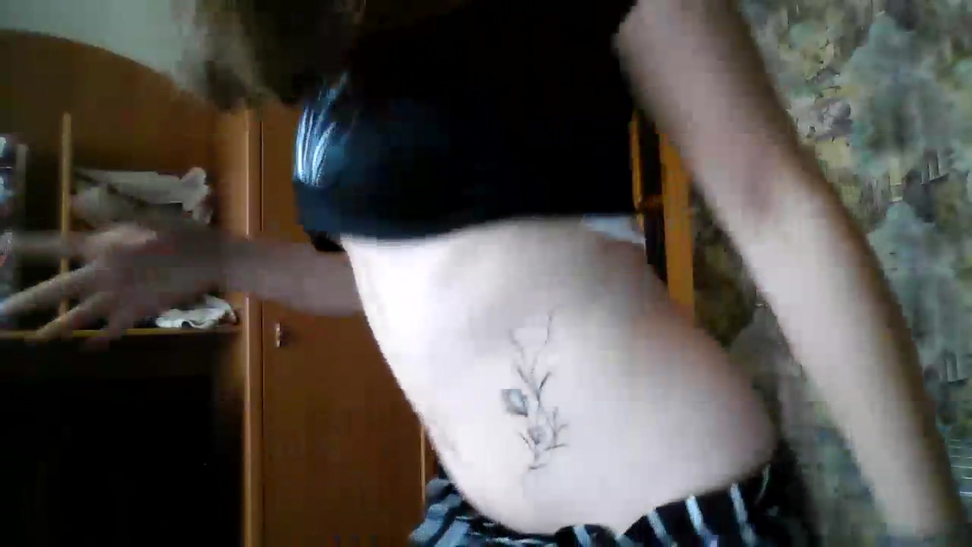 Gallery image thumbnail from AlexaRaze's myfreecams stream on, 07/16/2026, 11:37 image 5 of 20