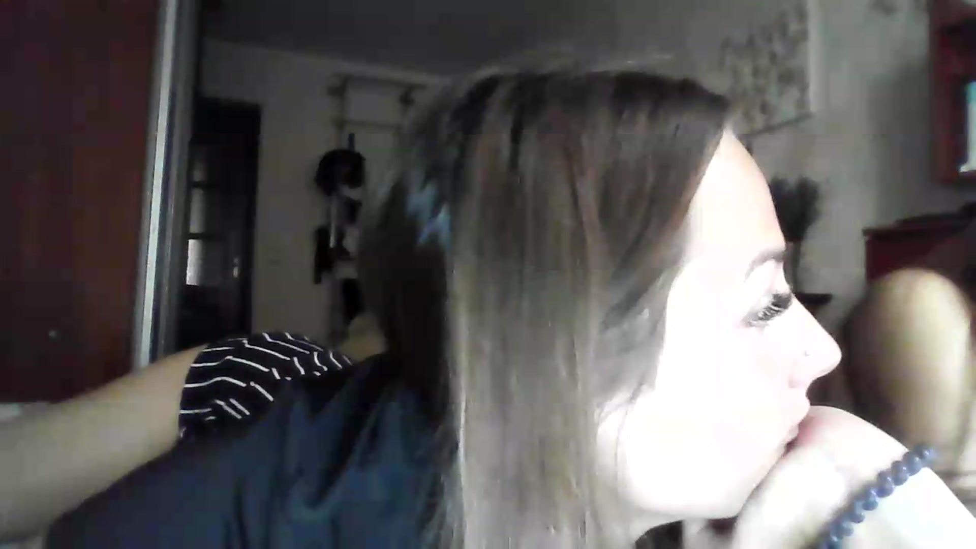 Gallery image thumbnail from AlexaRaze's myfreecams stream on, 07/16/2026, 17:40 image 16 of 20