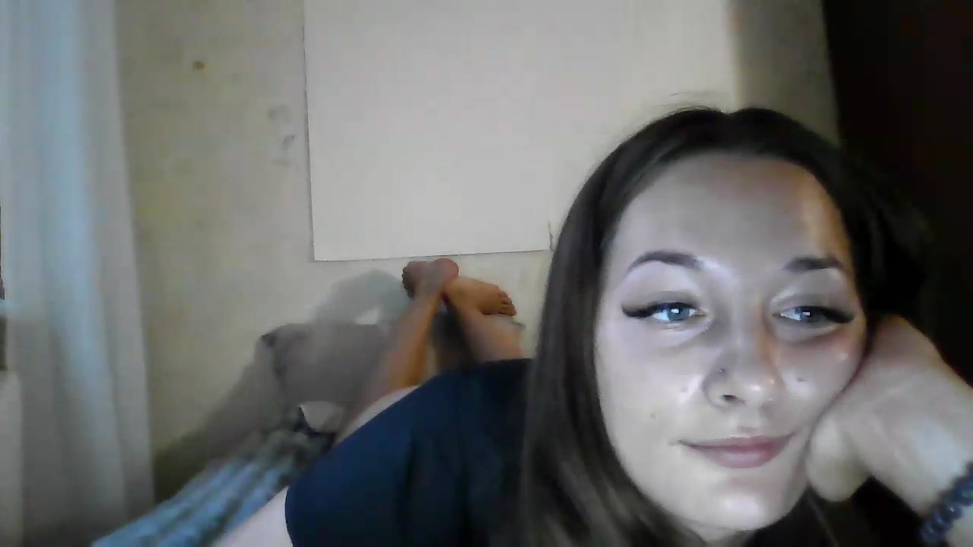 Gallery image thumbnail from AlexaRaze's myfreecams stream on, 07/16/2026, 18:38 image 6 of 20