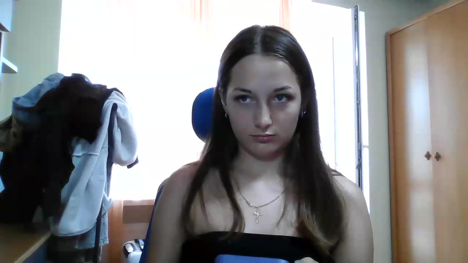 Gallery image thumbnail from AlexaRaze's myfreecams stream on, 08/05/2026, 09:15 image 2 of 20