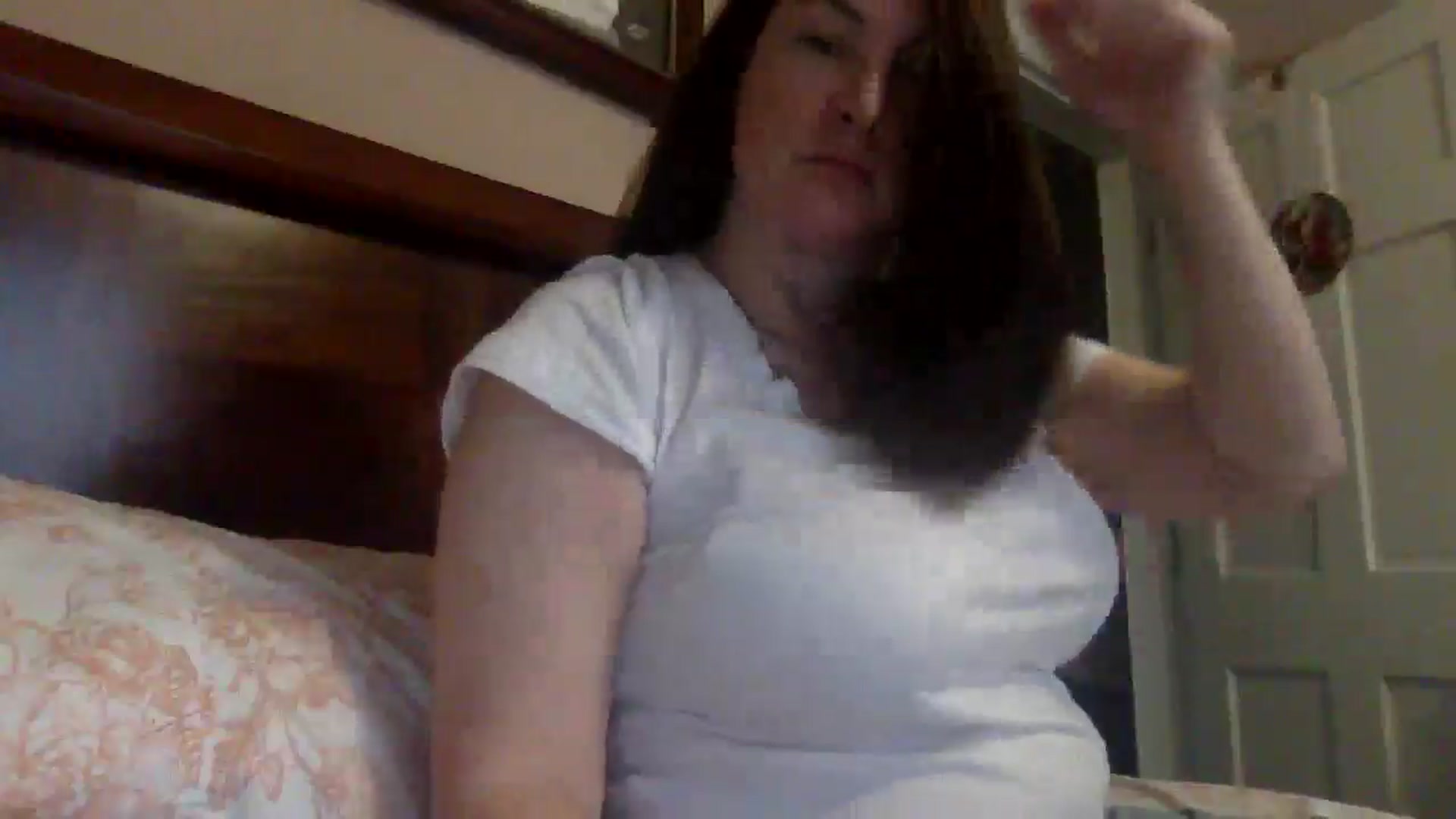 Gallery image thumbnail from AlexaS67780's myfreecams stream on, 12/24/2025, 21:05 image 16 of 20