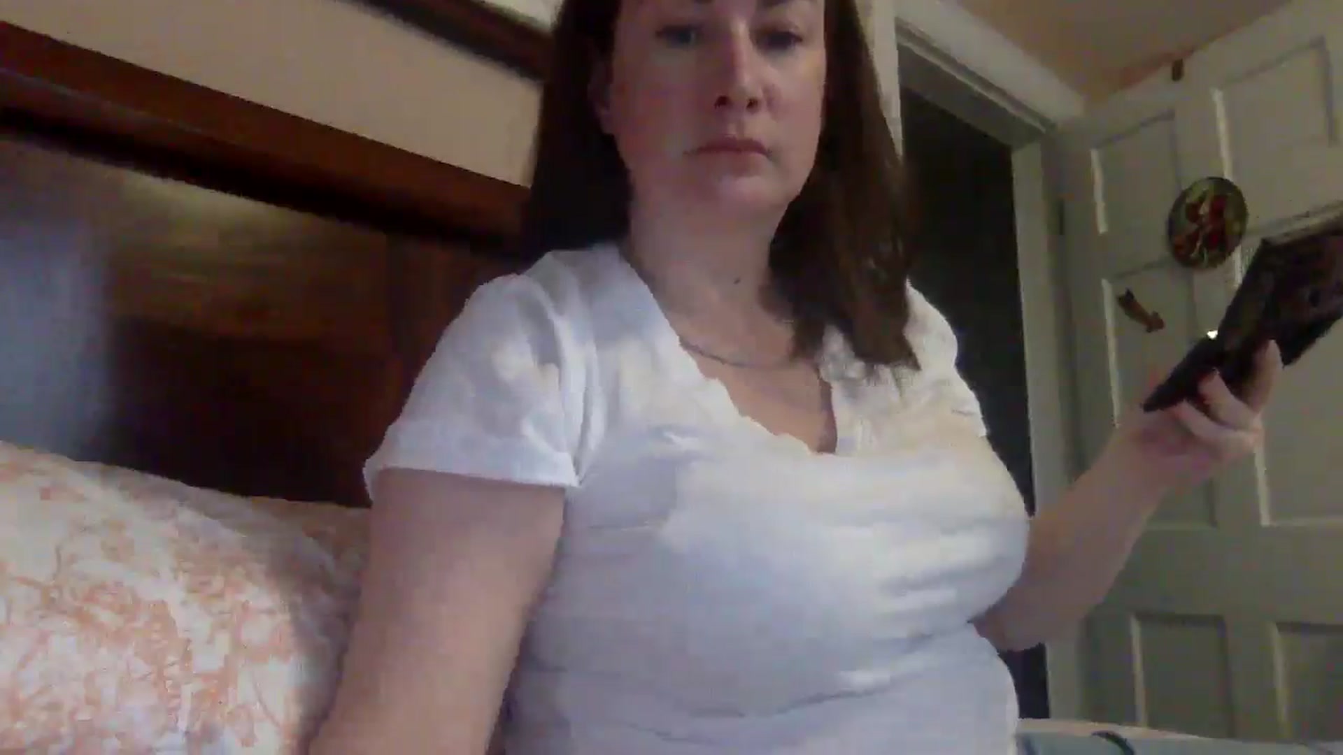 Gallery image thumbnail from AlexaS67780's myfreecams stream on, 12/24/2025, 21:05 image 14 of 20