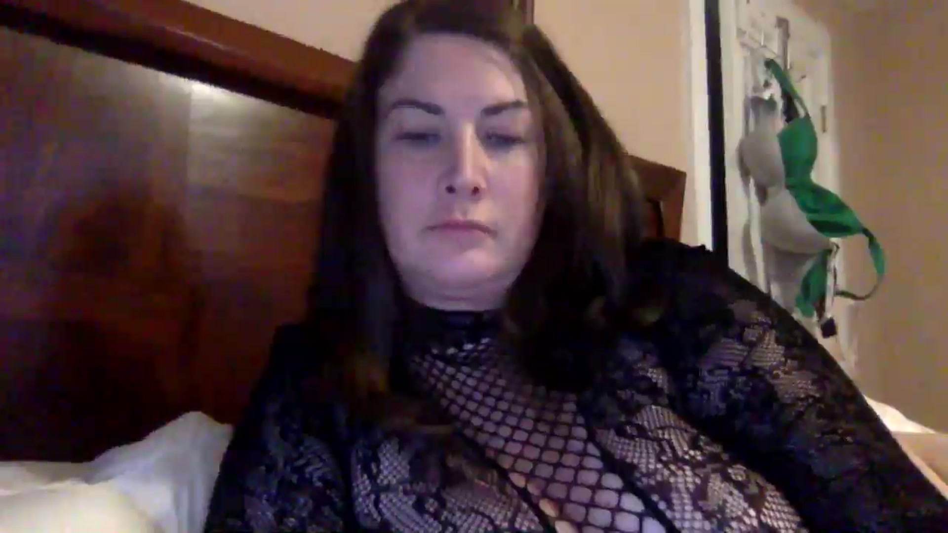 Gallery image thumbnail from AlexaS67780's myfreecams stream on, 01/01/2026, 22:03 image 8 of 20