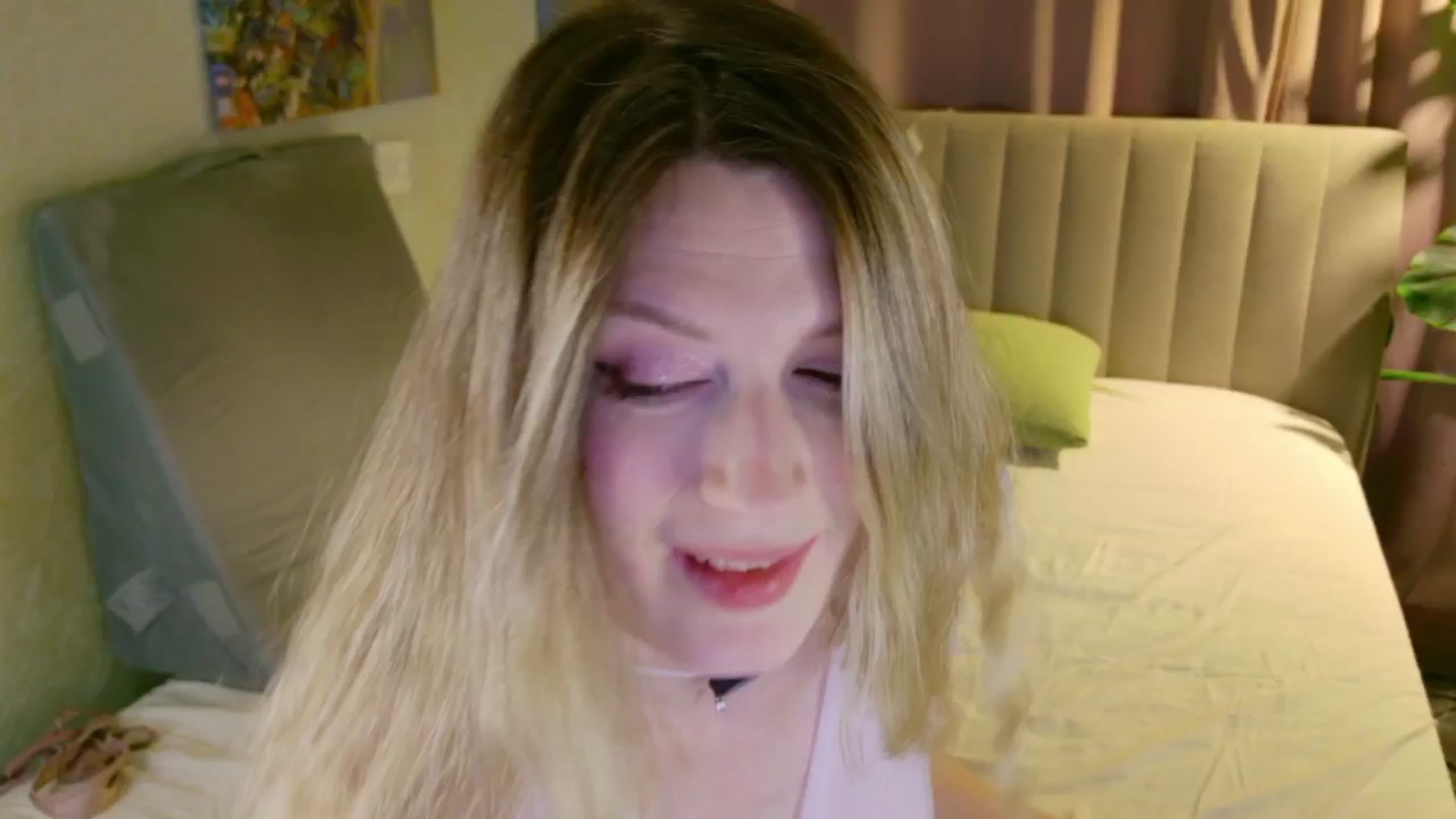 Gallery image thumbnail from AlexaShik's myfreecams stream on, 03/07/2026, 20:28 image 12 of 20