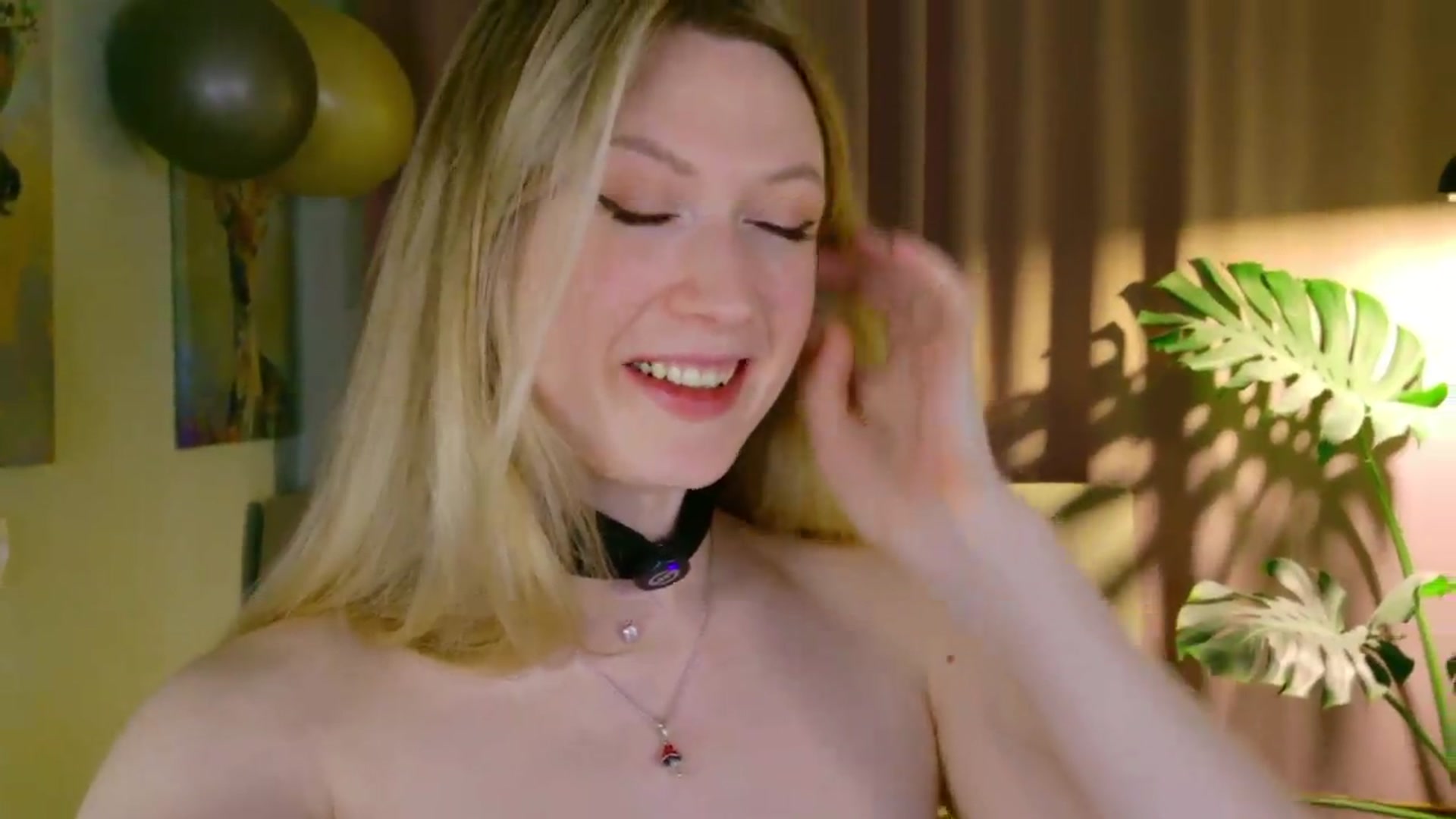 Gallery image thumbnail from AlexaShik's myfreecams stream on, 04/23/2026, 22:18 image 11 of 20