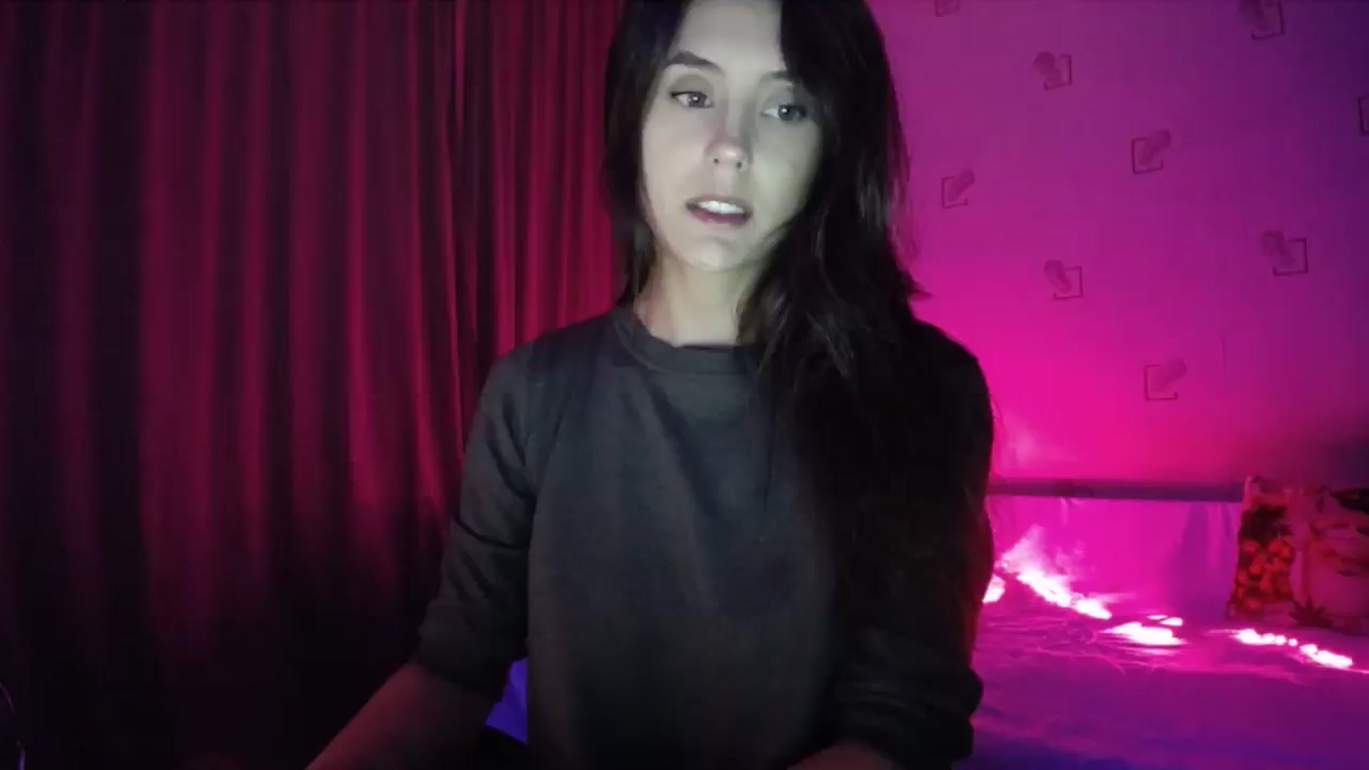 Gallery image thumbnail from Alexa_Floret's myfreecams stream on, 09/01/2024, 19:13 image 6 of 20