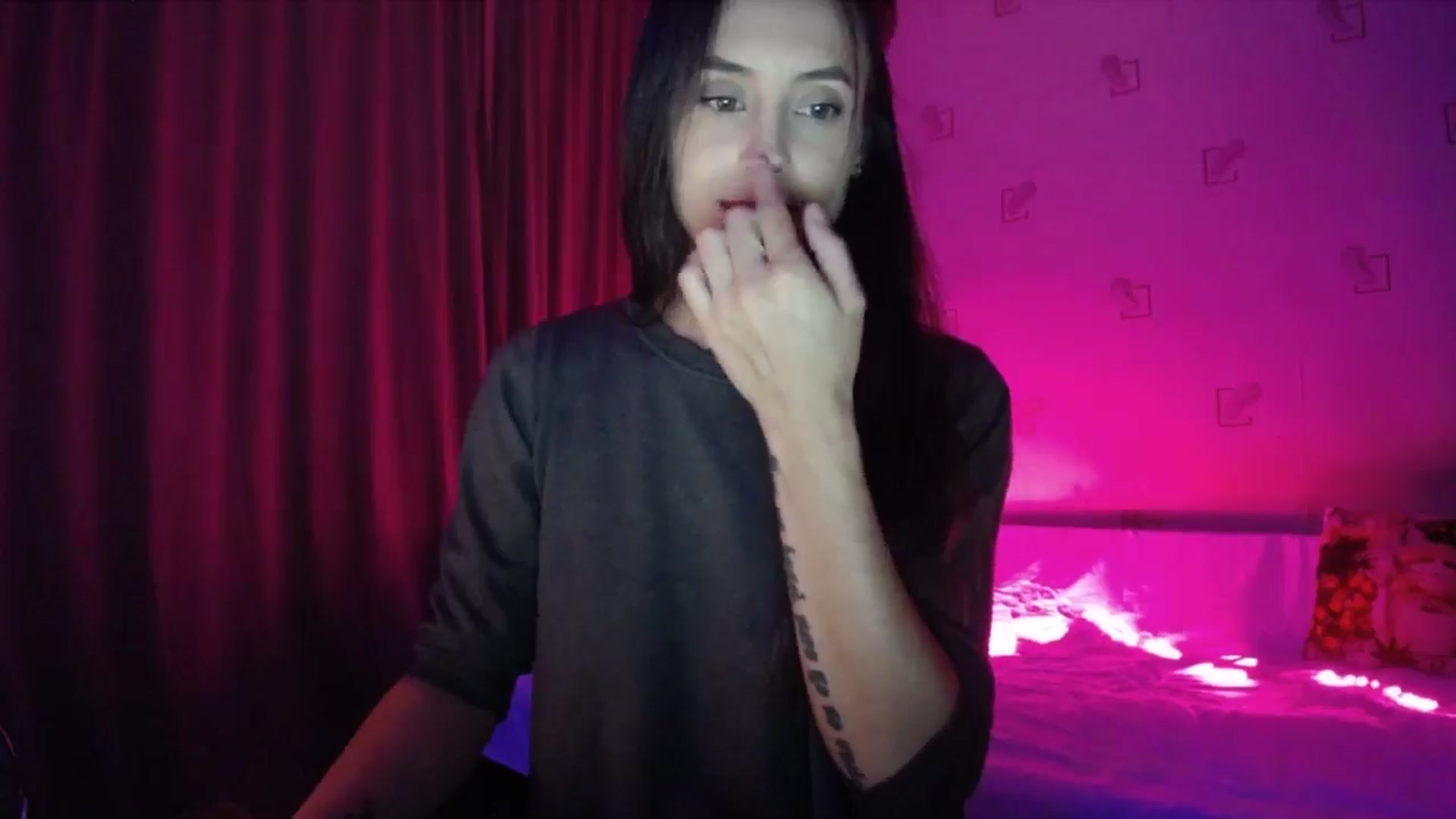 Gallery image thumbnail from Alexa_Floret's myfreecams stream on, 09/01/2024, 19:13 image 15 of 20