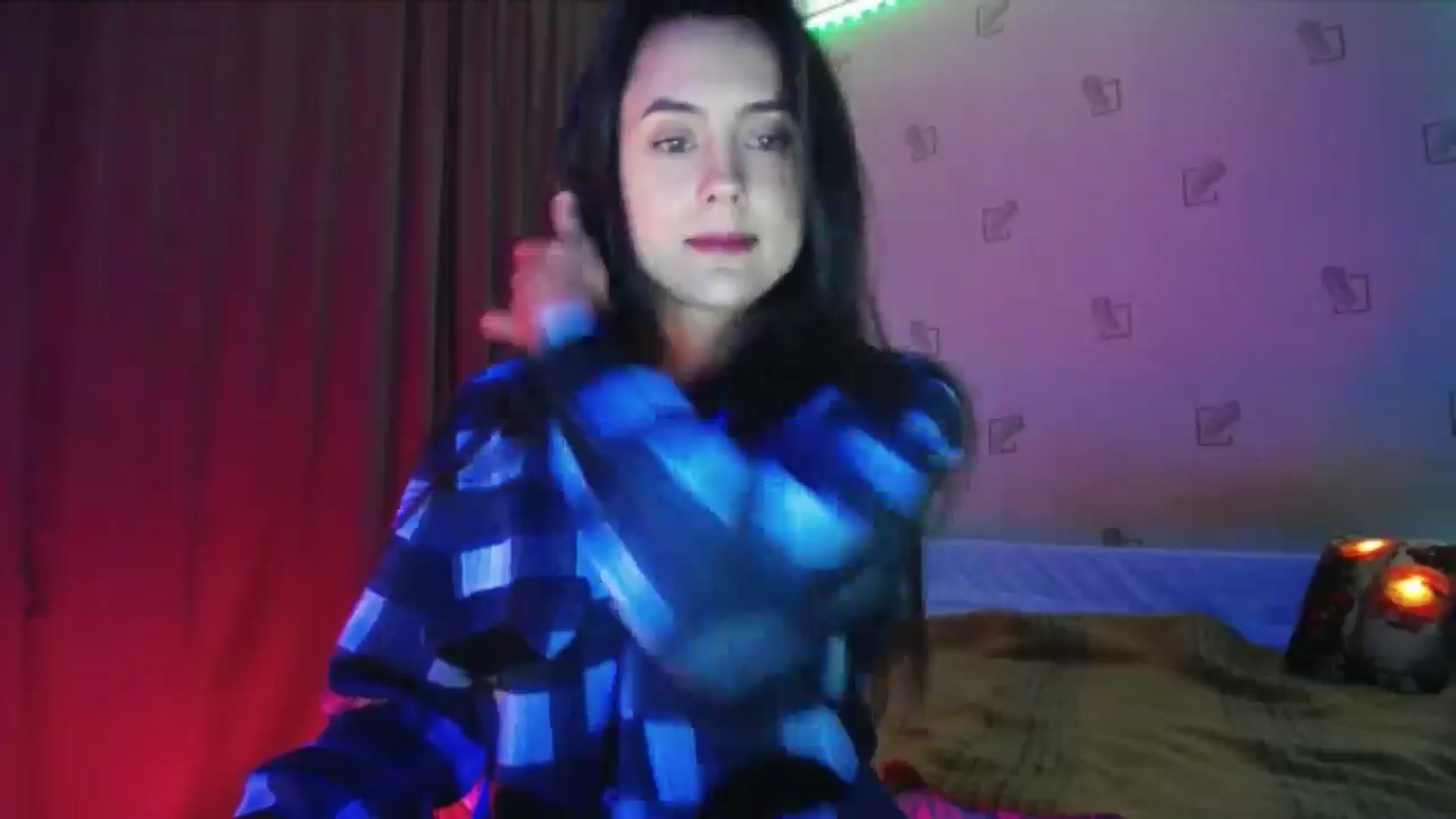 Gallery image thumbnail from Alexa_Floret's myfreecams stream on, 12/23/2024, 19:48 image 17 of 20