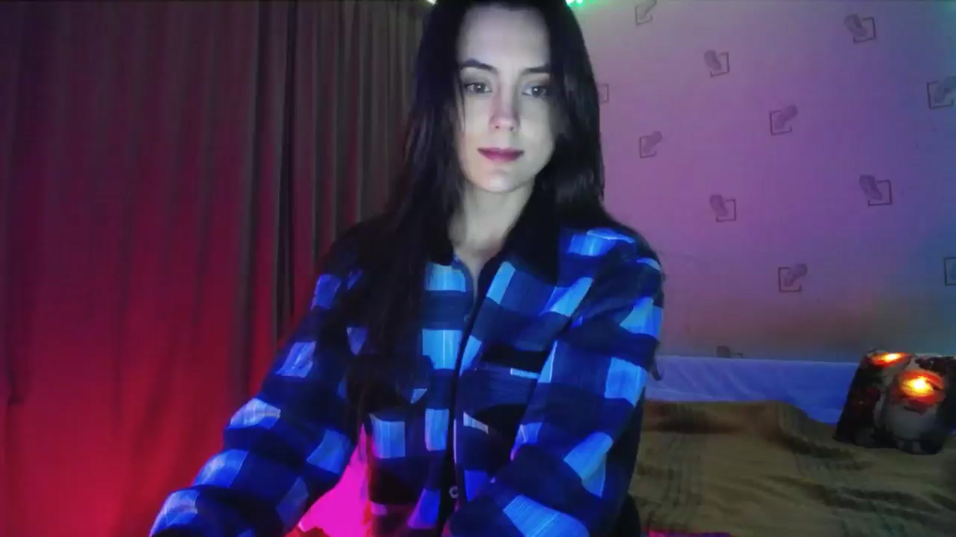 Gallery image thumbnail from Alexa_Floret's myfreecams stream on, 12/23/2024, 20:32 image 19 of 20