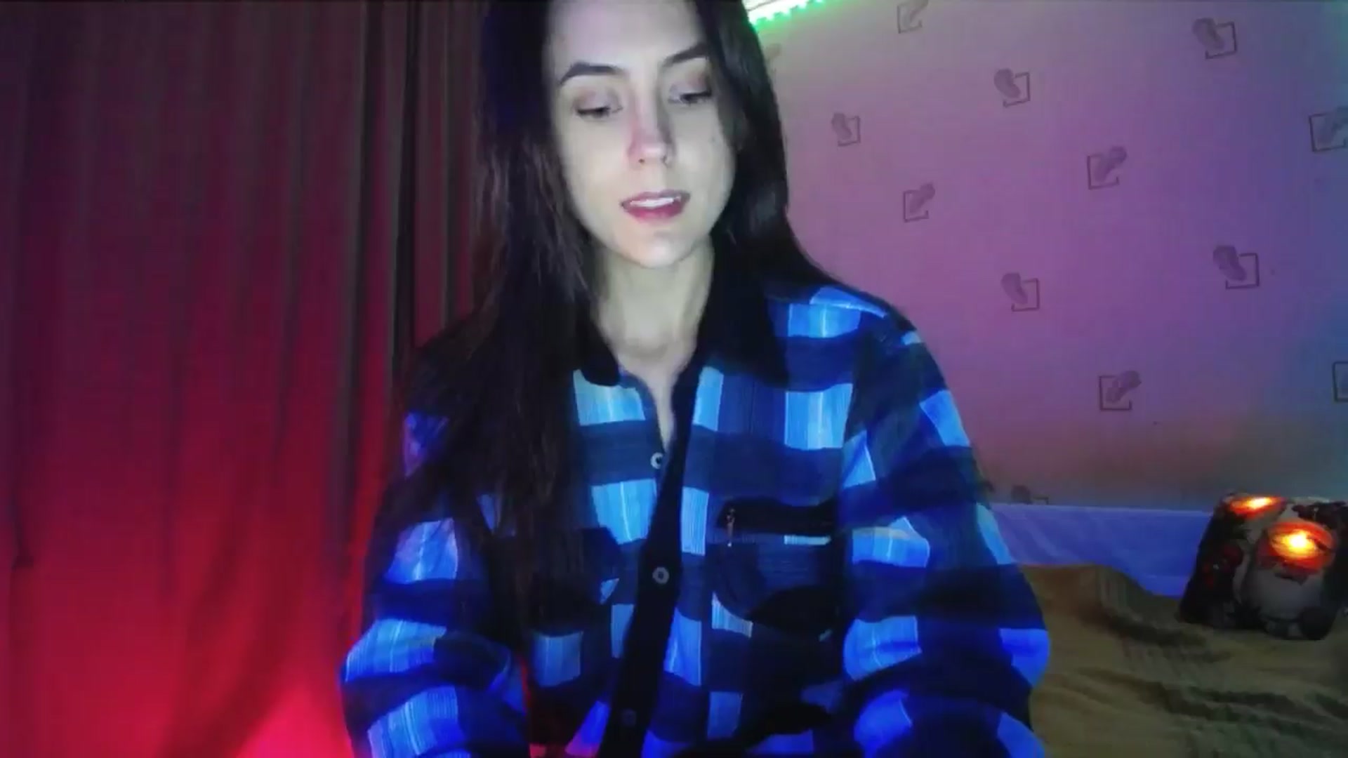 Gallery image thumbnail from Alexa_Floret's myfreecams stream on, 12/23/2024, 20:32 image 14 of 20