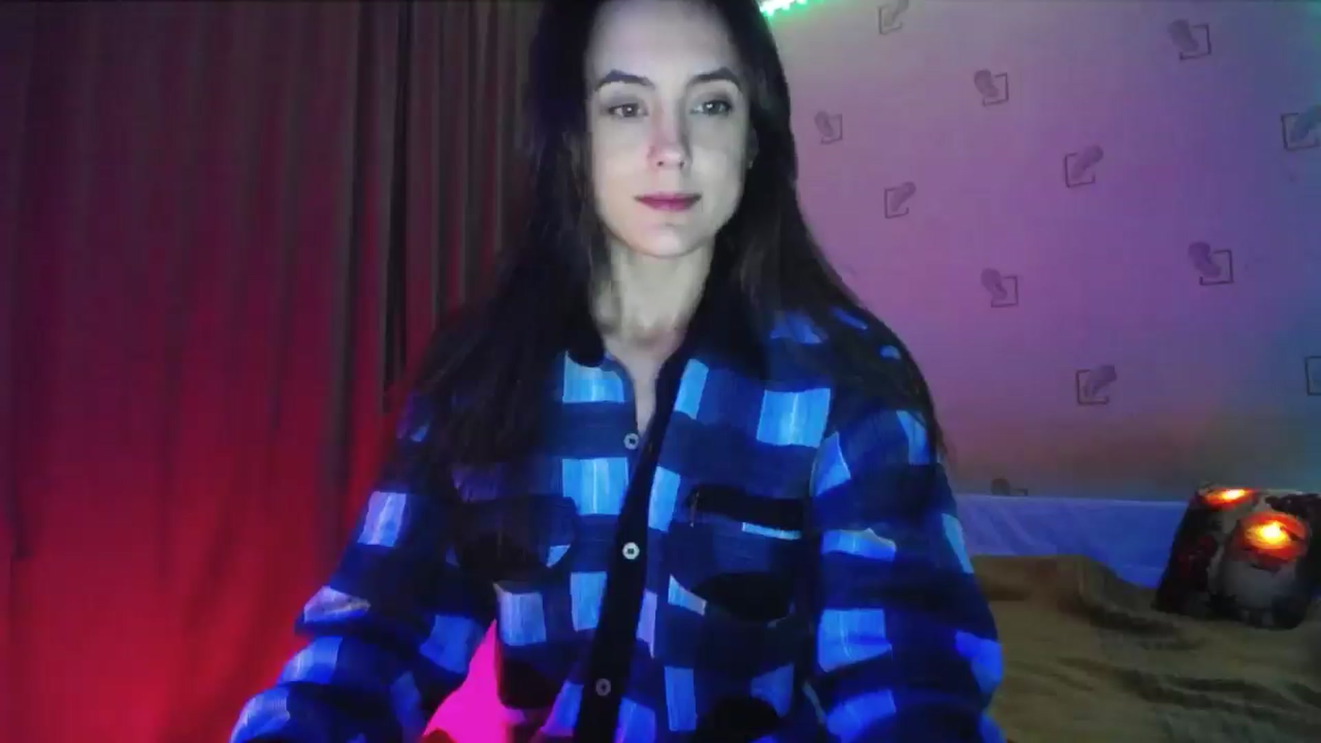 Gallery image thumbnail from Alexa_Floret's myfreecams stream on, 12/23/2024, 20:32 image 7 of 20
