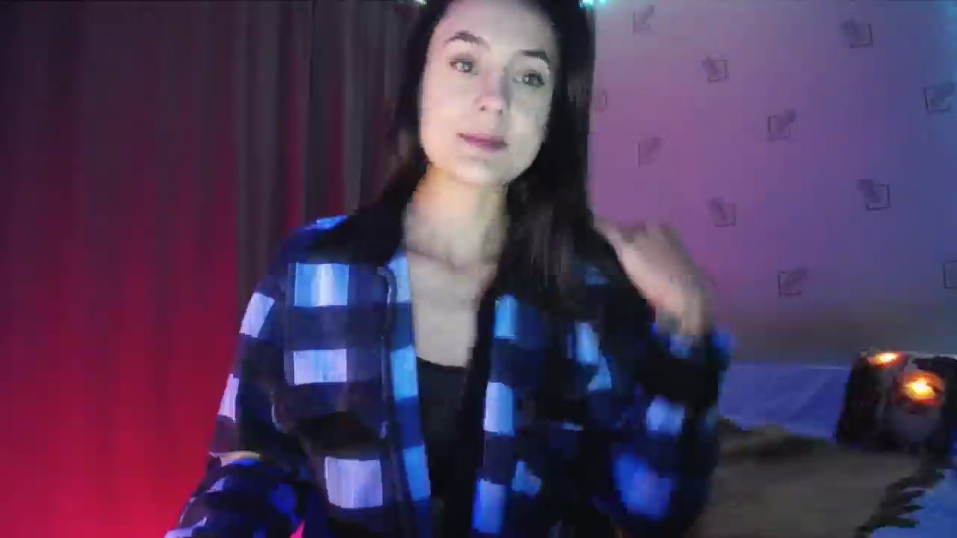 Gallery image thumbnail from Alexa_Floret's myfreecams stream on, 12/26/2024, 18:19 image 4 of 20