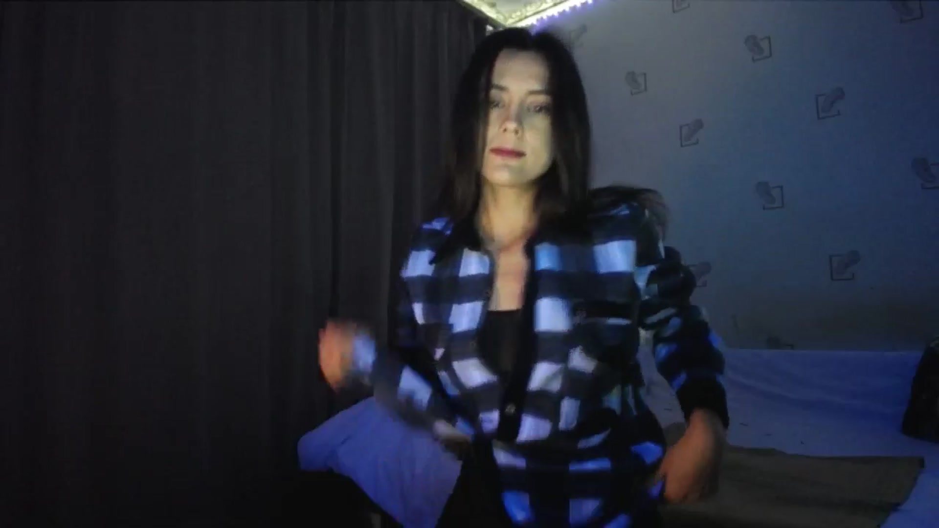 Gallery image thumbnail from Alexa_Floret's myfreecams stream on, 01/13/2025, 15:17 image 15 of 20