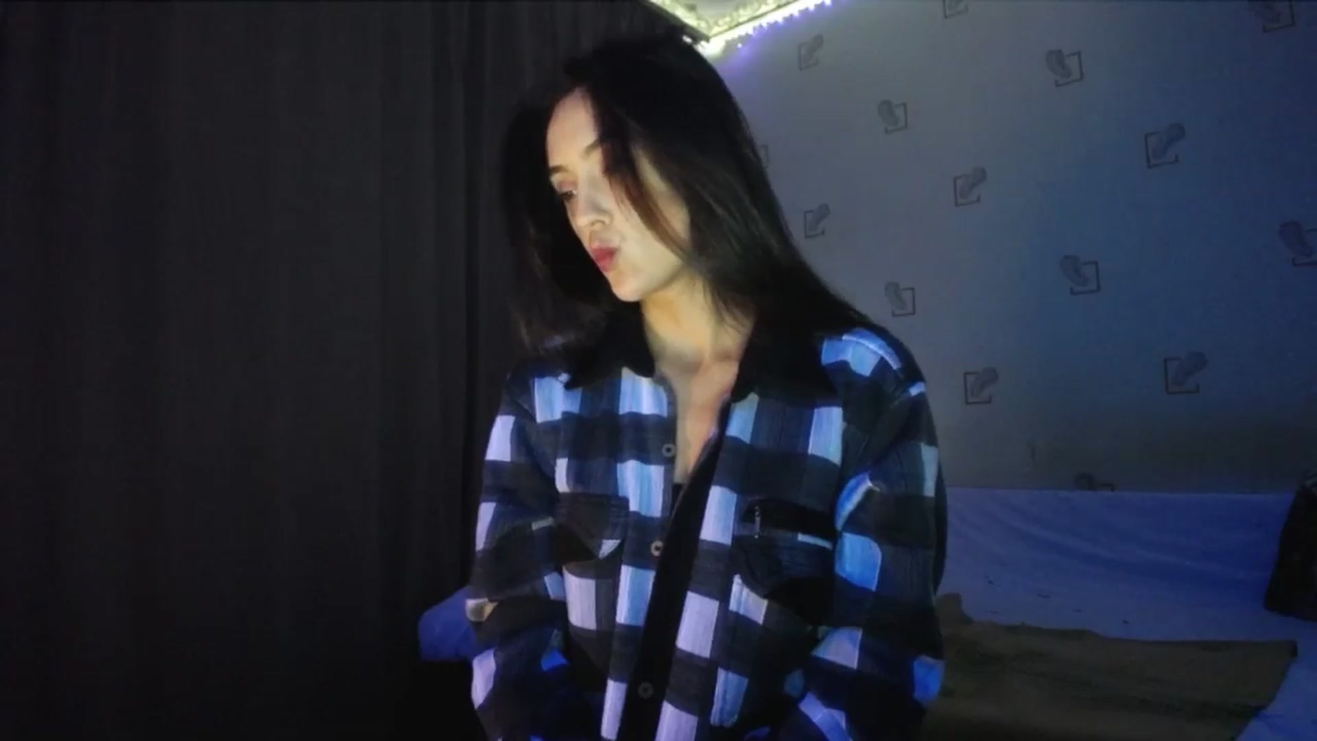 Gallery image thumbnail from Alexa_Floret's myfreecams stream on, 01/13/2025, 15:17 image 14 of 20