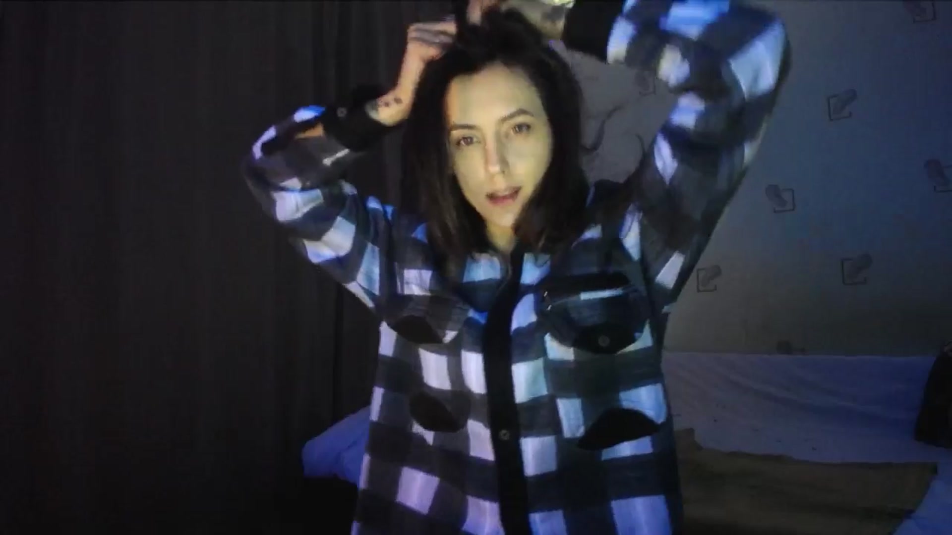 Gallery image thumbnail from Alexa_Floret's myfreecams stream on, 01/13/2025, 15:17 image 16 of 20
