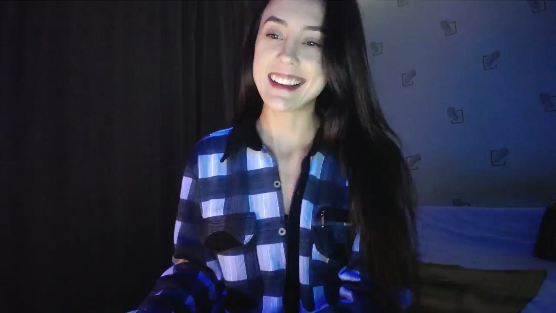 Gallery image thumbnail from Alexa_Floret's myfreecams stream on, 01/13/2025, 15:40 image 1 of 20