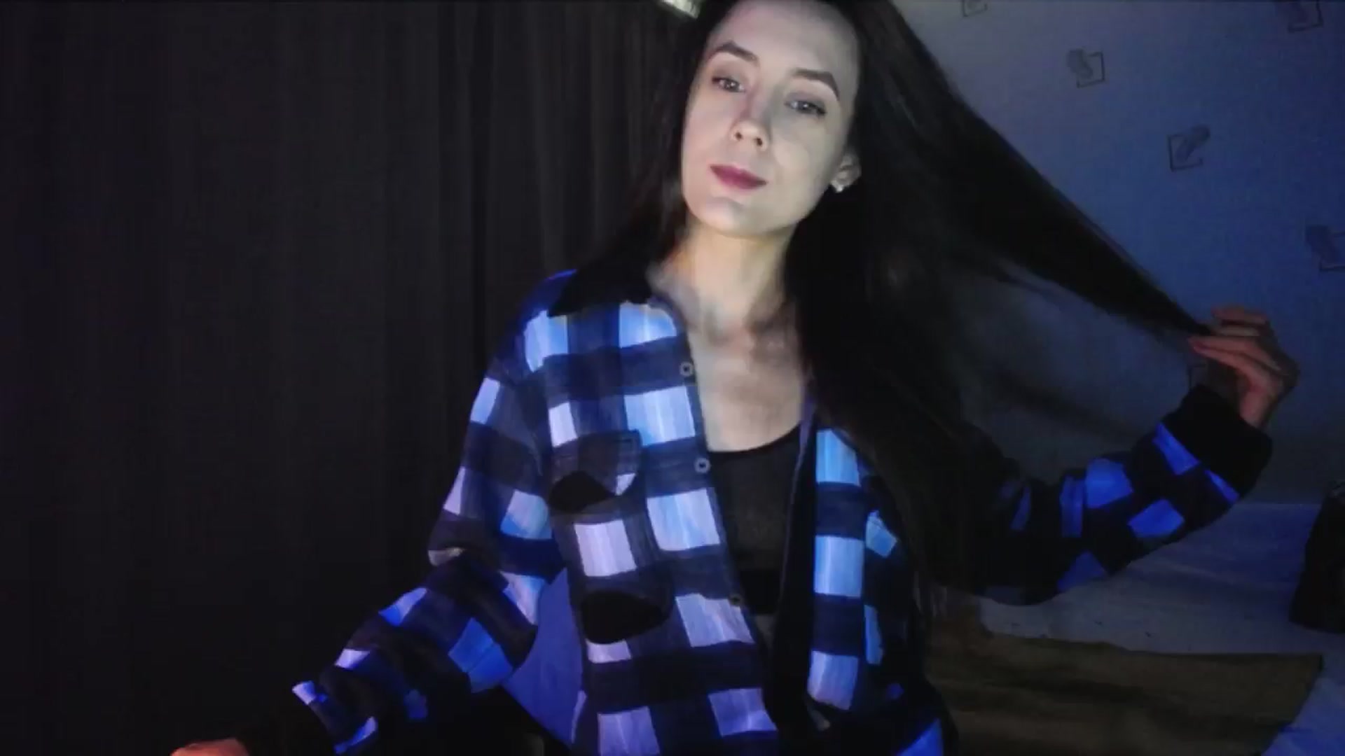 Gallery image thumbnail from Alexa_Floret's myfreecams stream on, 01/13/2025, 15:40 image 5 of 20