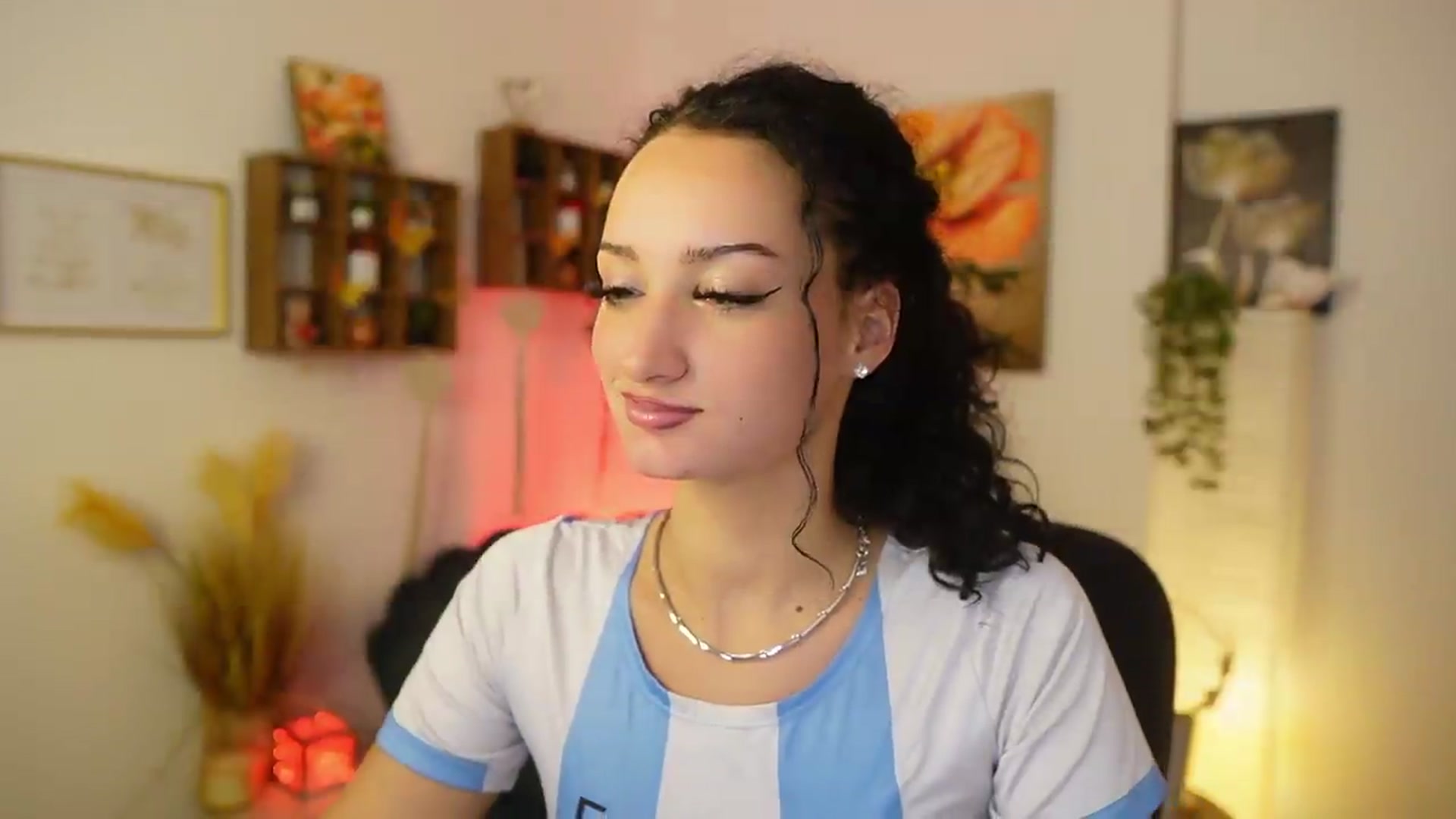 Gallery image thumbnail from Alexa_Grey_'s myfreecams stream on, 09/24/2026, 14:19 image 18 of 20
