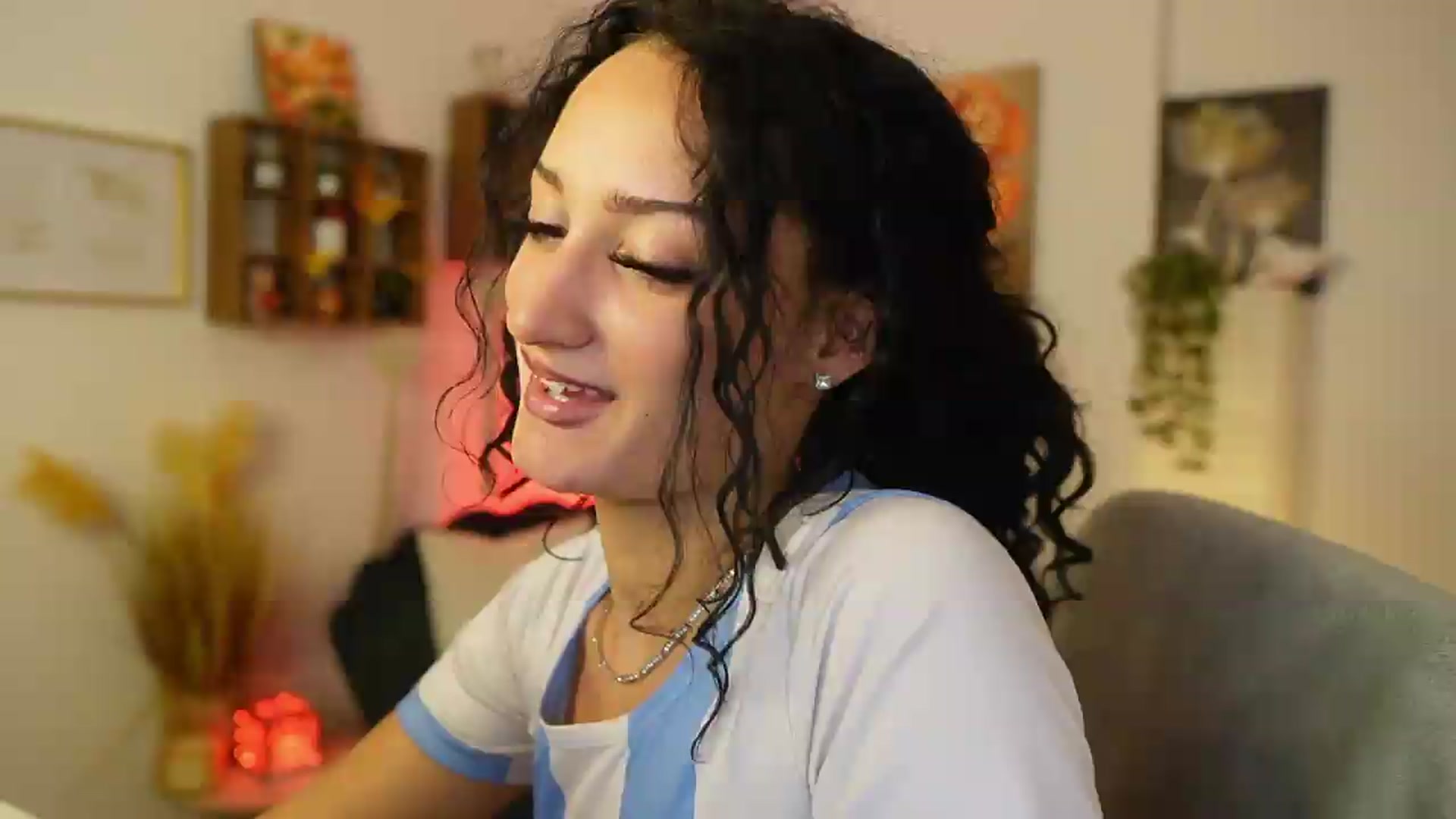 Gallery image thumbnail from Alexa_Grey_'s myfreecams stream on, 09/24/2026, 17:11 image 8 of 20