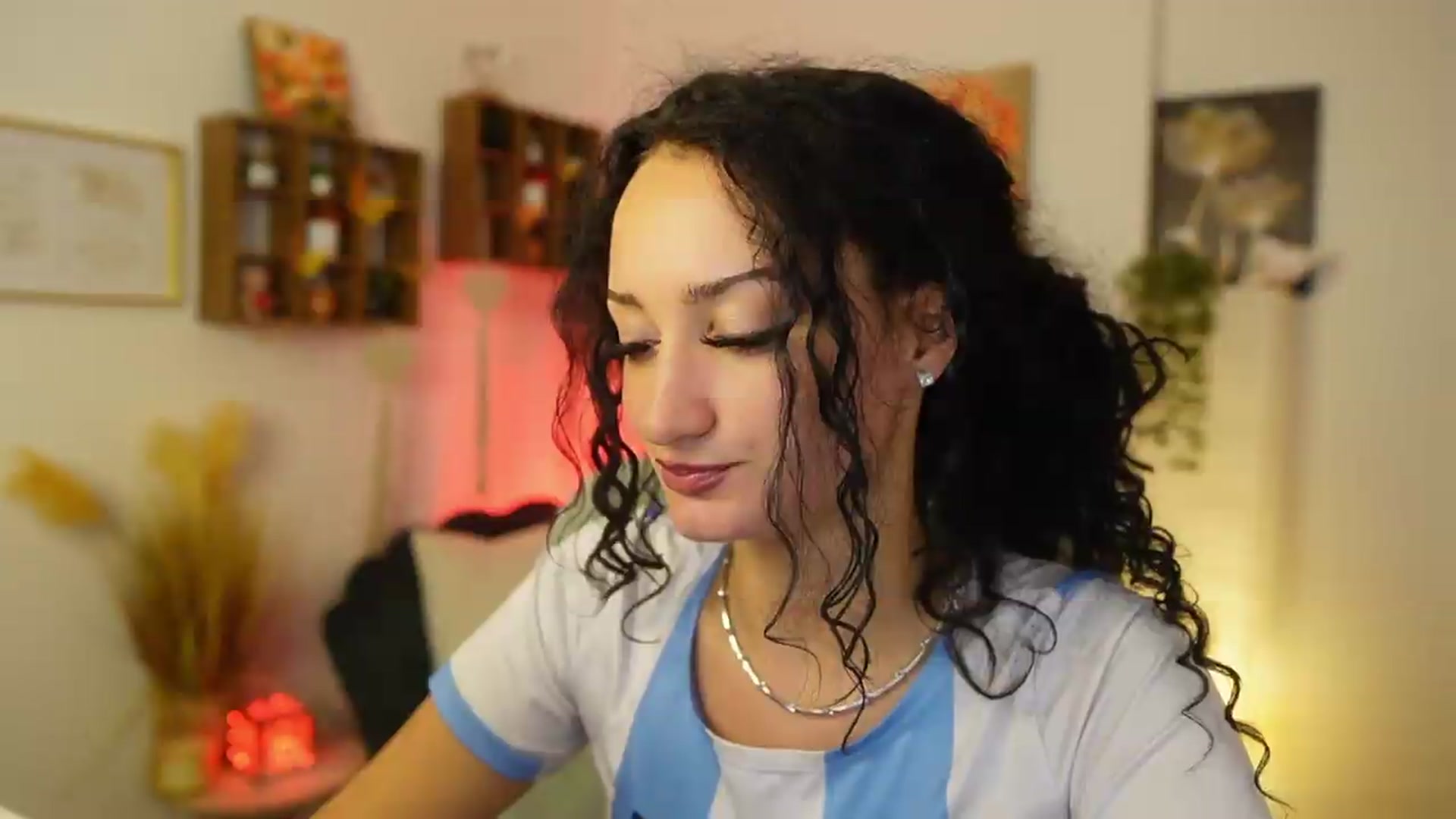 Gallery image thumbnail from Alexa_Grey_'s myfreecams stream on, 09/24/2026, 17:11 image 14 of 20