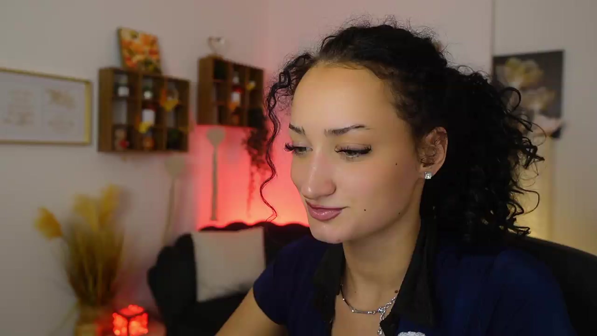 Gallery image thumbnail from Alexa_Grey_'s myfreecams stream on, 09/26/2026, 14:00 image 18 of 20