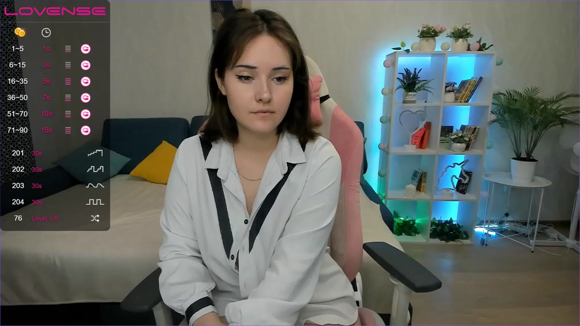 Gallery image thumbnail from Alexa_Ridle's myfreecams stream on, 06/01/2023, 06:31 image 16 of 20