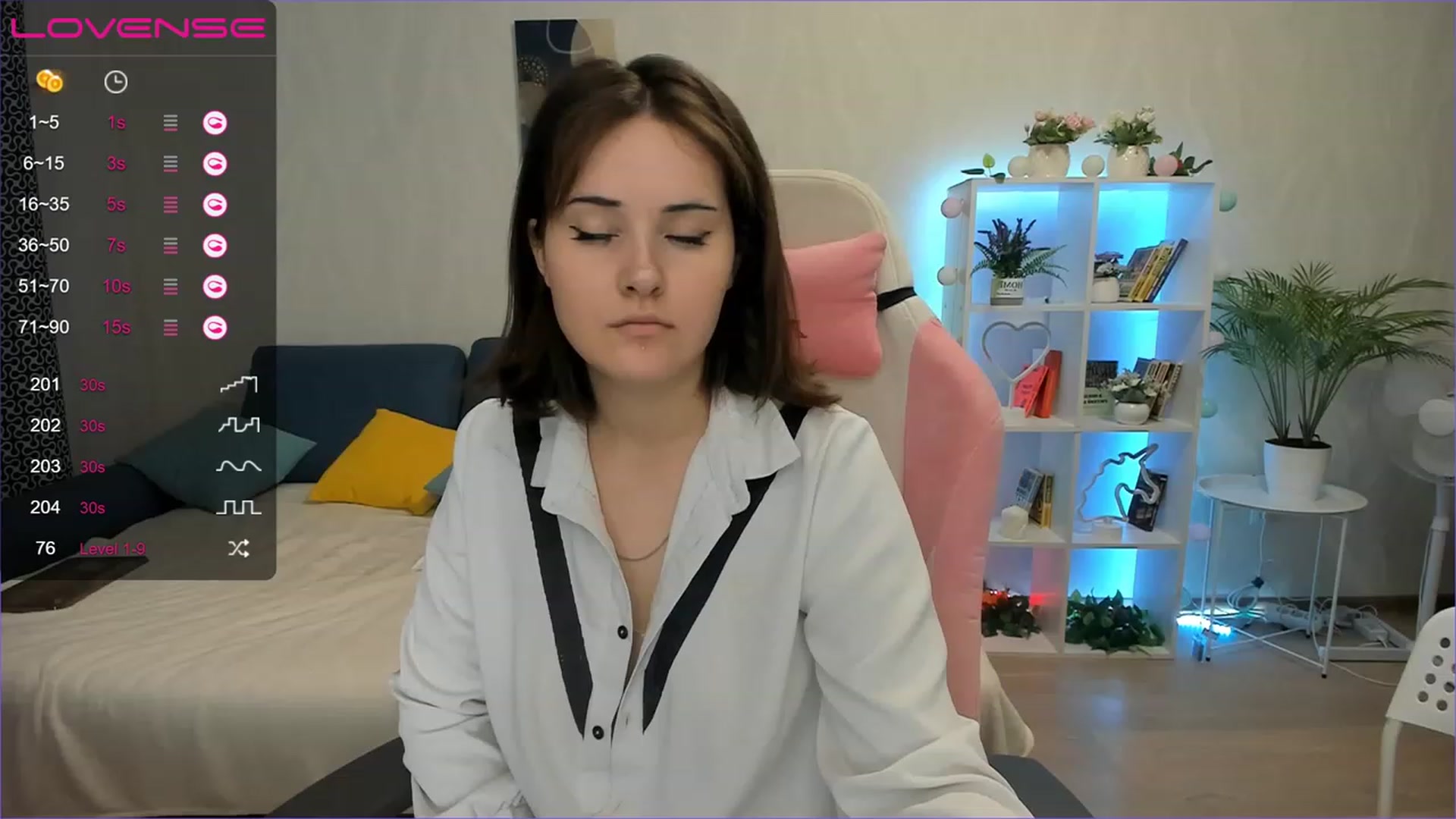 Gallery image thumbnail from Alexa_Ridle's myfreecams stream on, 06/01/2023, 07:43 image 12 of 20