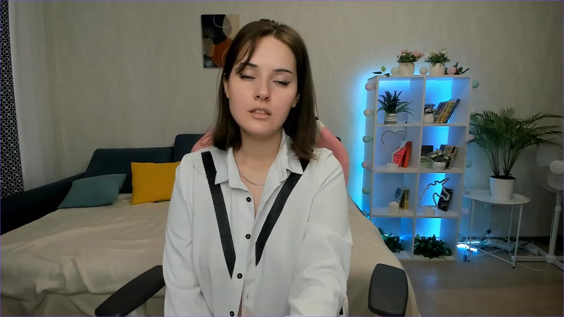 Gallery image thumbnail from Alexa_Ridle's myfreecams stream on, 06/02/2023, 08:07 image 16 of 20
