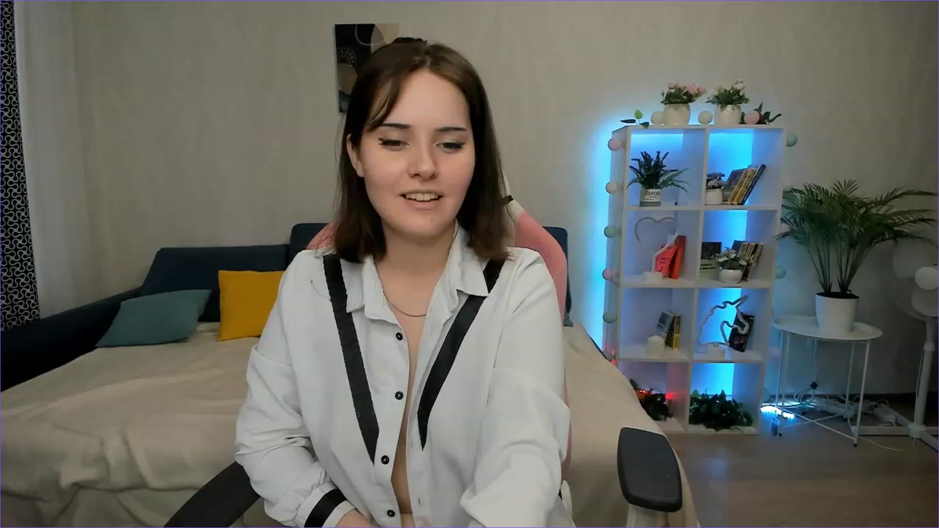 Gallery image thumbnail from Alexa_Ridle's myfreecams stream on, 06/02/2023, 08:07 image 15 of 20