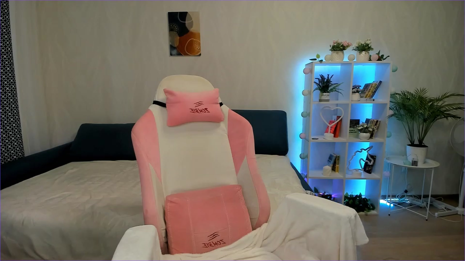 Gallery image thumbnail from Alexa_Ridle's myfreecams stream on, 06/08/2023, 08:51 image 13 of 20