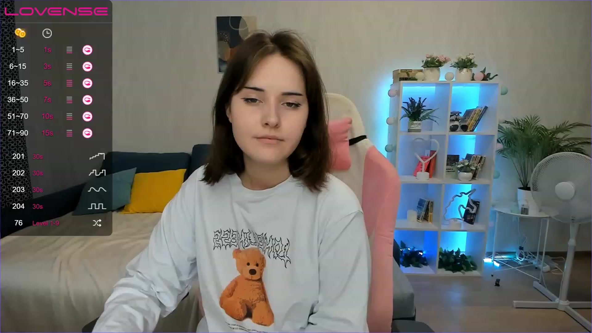 Gallery image thumbnail from Alexa_Ridle's myfreecams stream on, 06/17/2023, 07:11 image 18 of 20