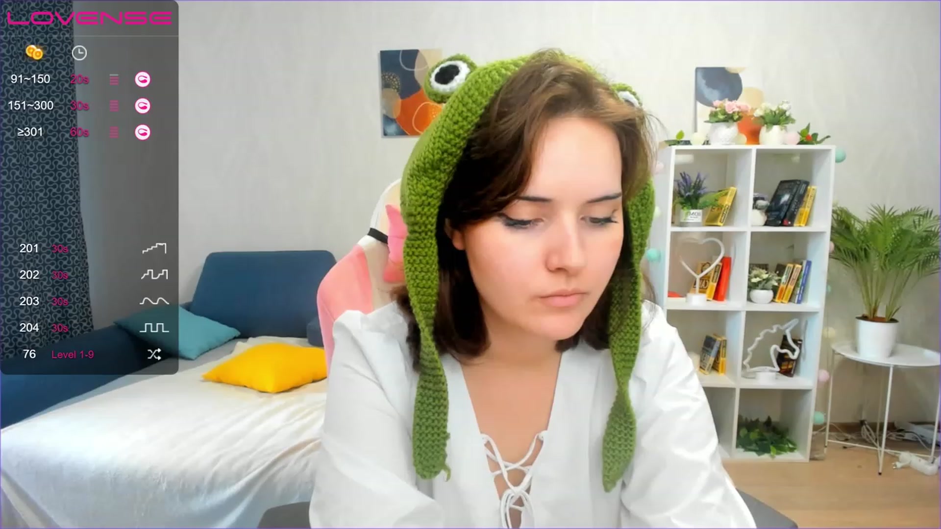 Gallery image thumbnail from Alexa_Ridle's myfreecams stream on, 07/27/2023, 10:31 image 14 of 20