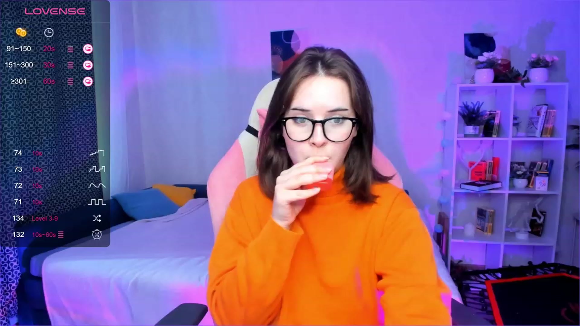 Gallery image thumbnail from Alexa_Ridle's myfreecams stream on, 09/25/2023, 10:41 image 3 of 20