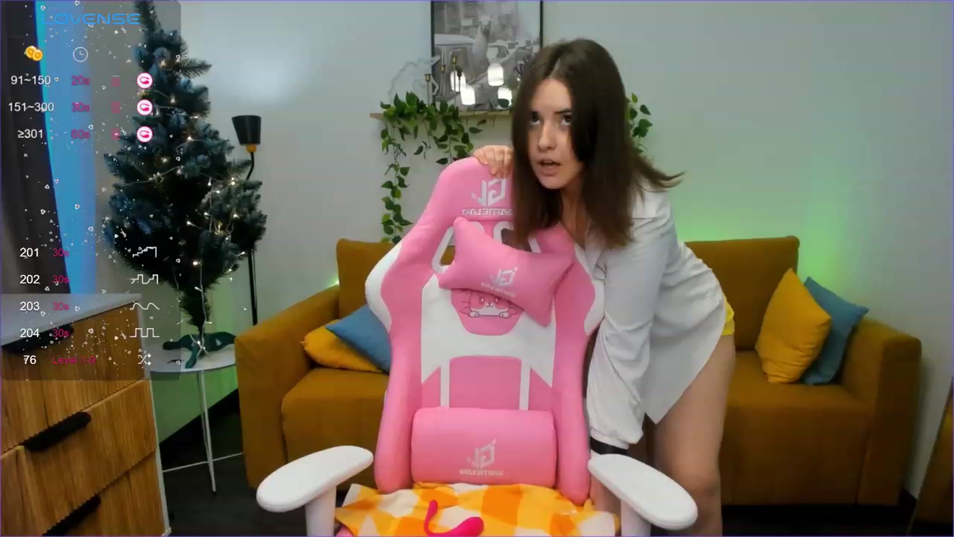 Gallery image thumbnail from Alexa_Ridle's myfreecams stream on, 12/06/2023, 09:23 image 9 of 20