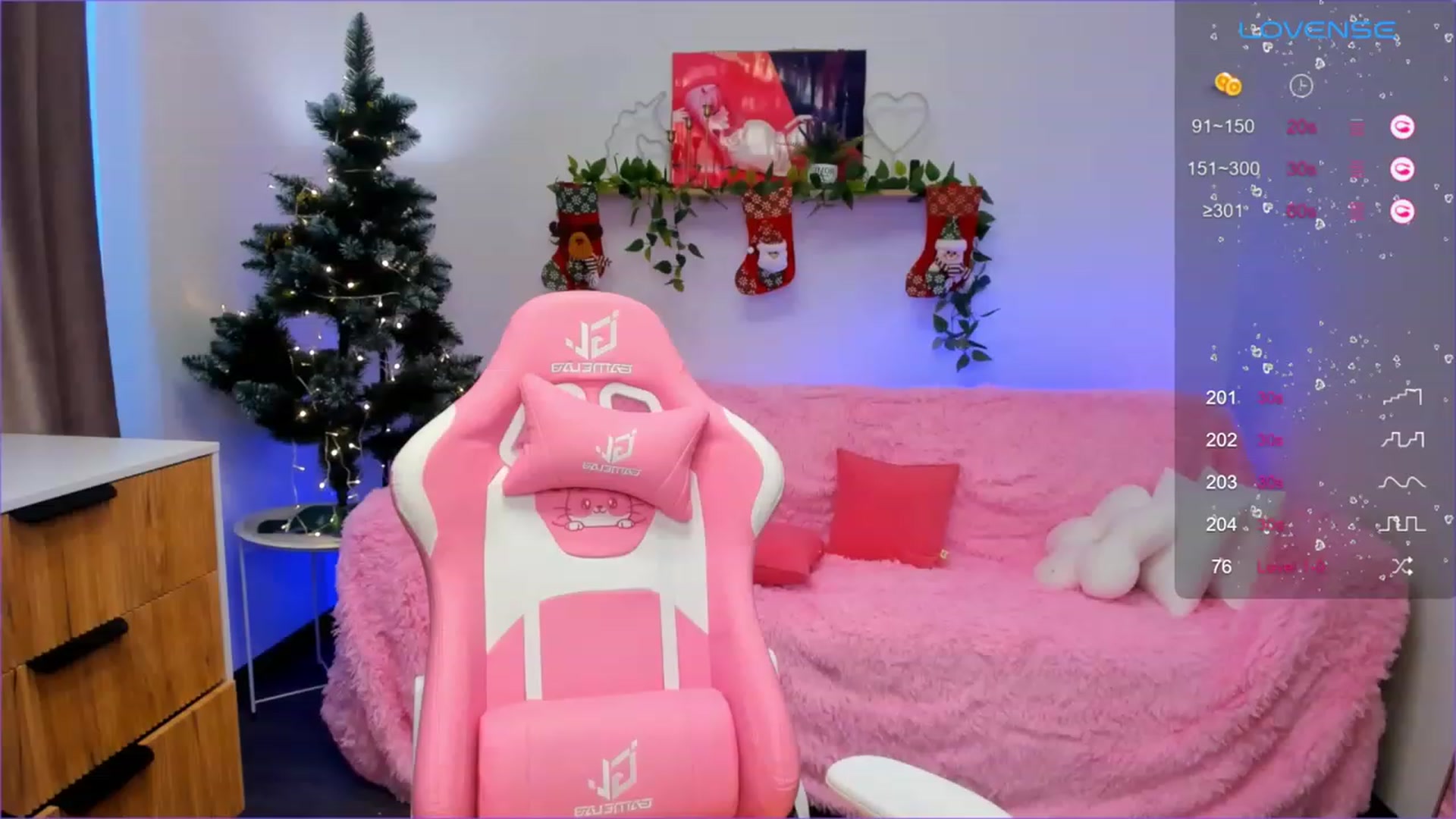 Gallery image thumbnail from Alexa_Ridle's myfreecams stream on, 12/25/2023, 10:05 image 10 of 20