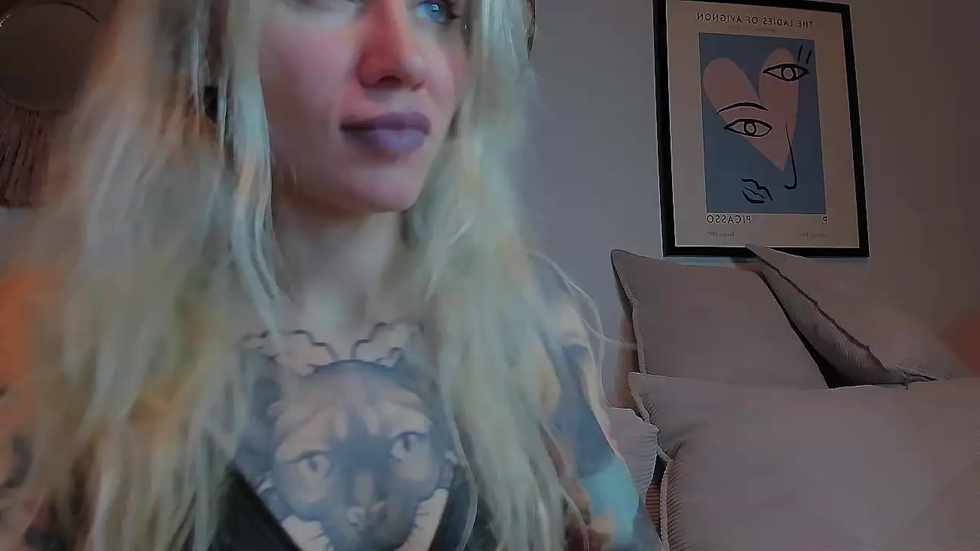 Gallery image thumbnail from Alexa_Smithhh's myfreecams stream on, 02/28/2023, 19:11 image 12 of 20