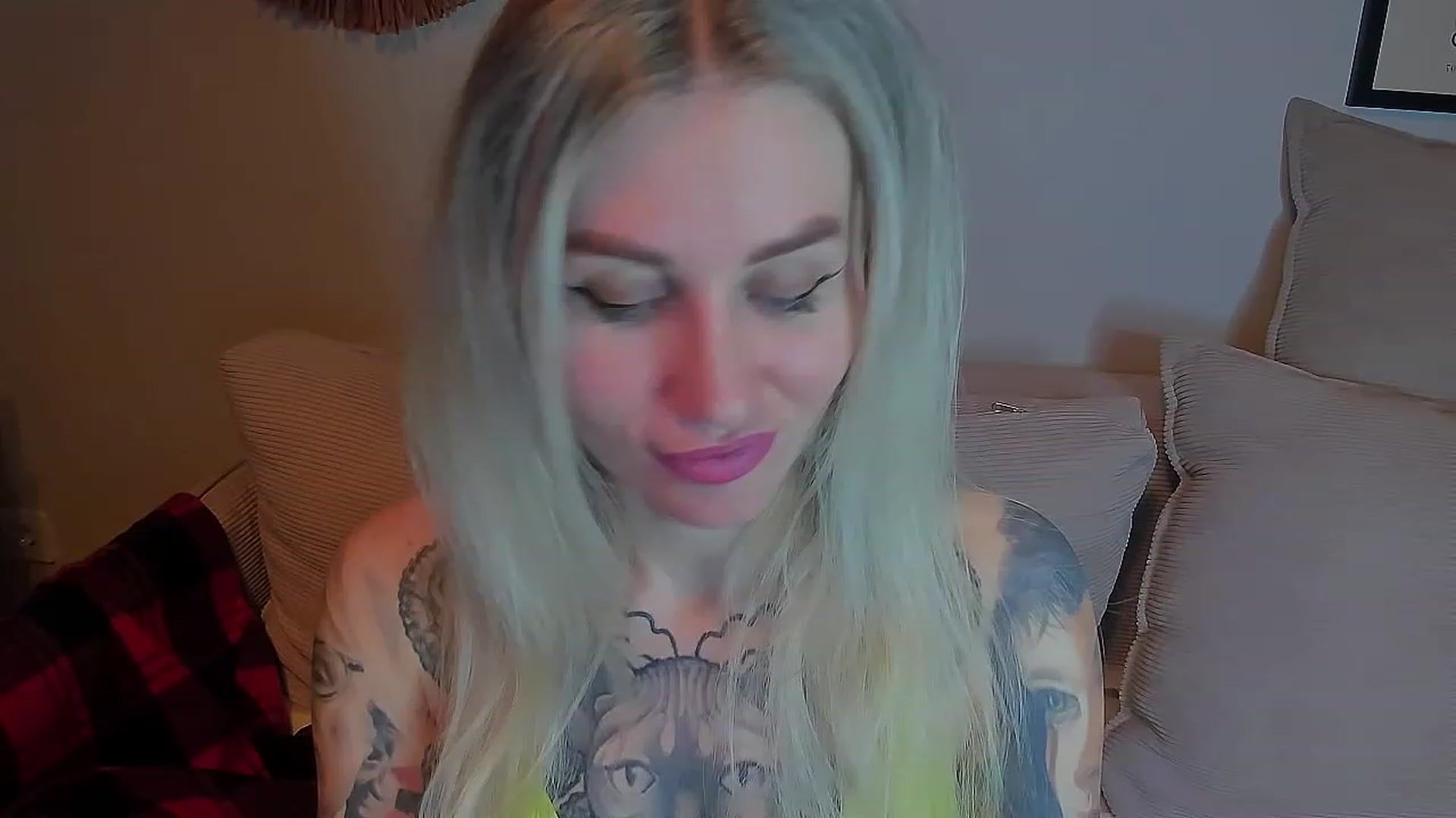 Gallery image thumbnail from Alexa_Smithhh's myfreecams stream on, 03/17/2023, 19:34 image 4 of 20