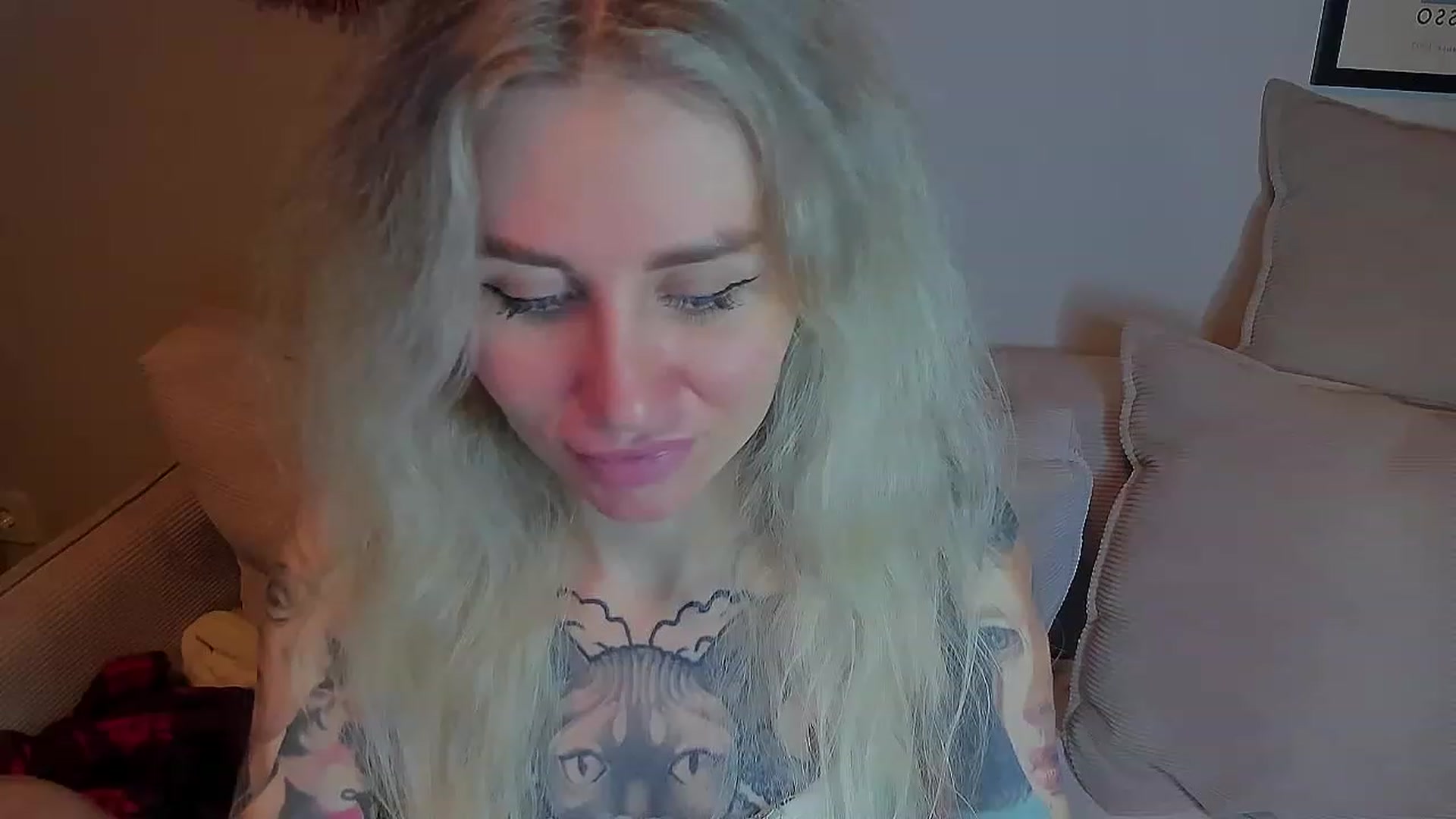 Gallery image thumbnail from Alexa_Smithhh's myfreecams stream on, 03/19/2023, 21:06 image 18 of 20
