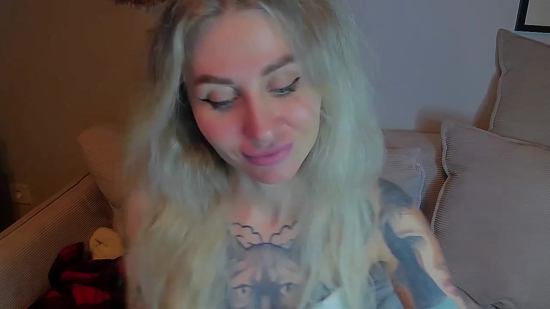 Gallery image thumbnail from Alexa_Smithhh's myfreecams stream on, 03/19/2023, 21:06 image 8 of 20