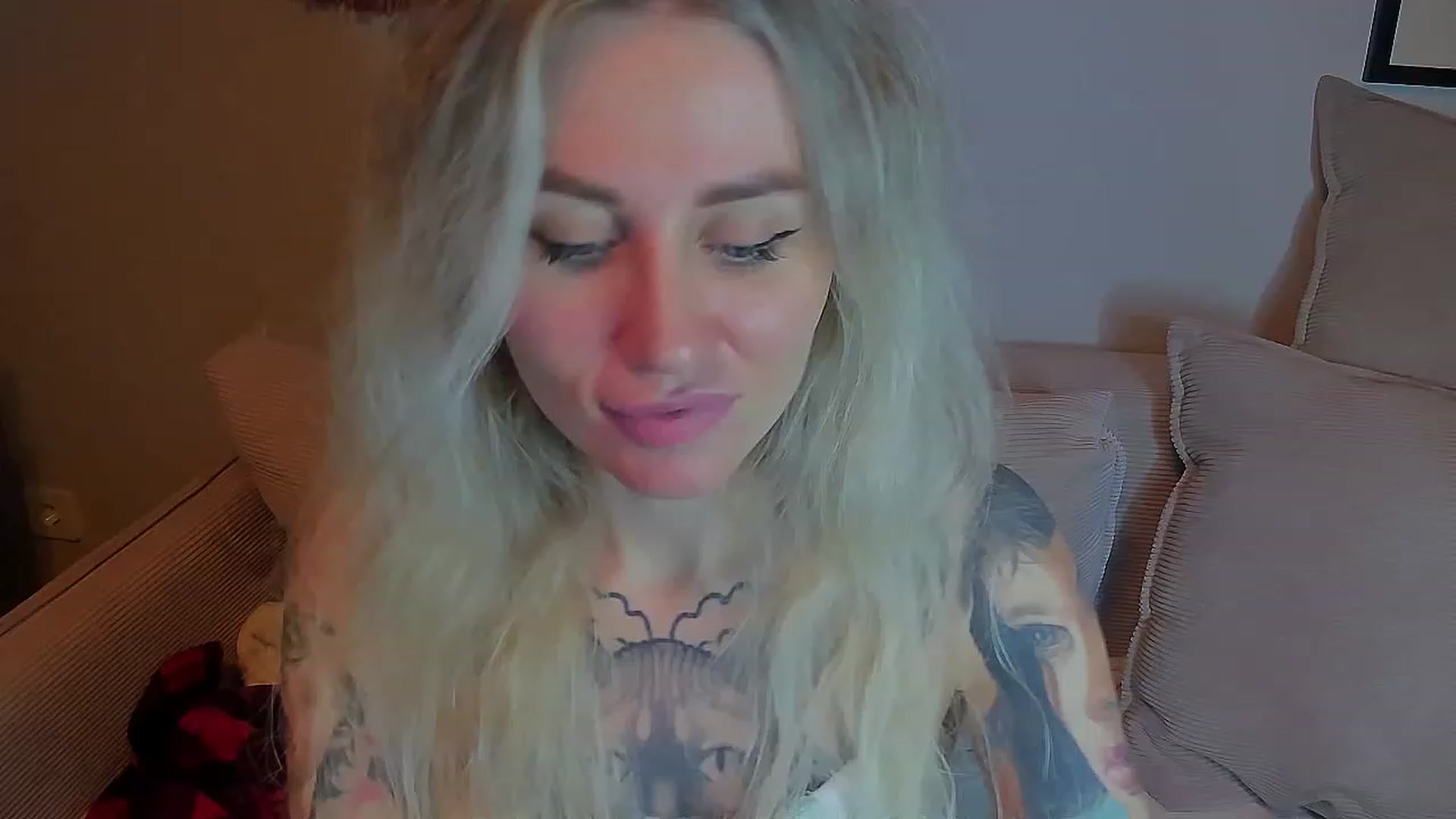 Gallery image thumbnail from Alexa_Smithhh's myfreecams stream on, 03/19/2023, 21:06 image 5 of 20