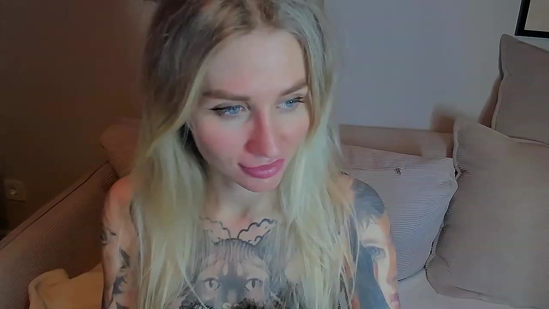 Gallery image thumbnail from Alexa_Smithhh's myfreecams stream on, 03/24/2023, 20:35 image 12 of 20